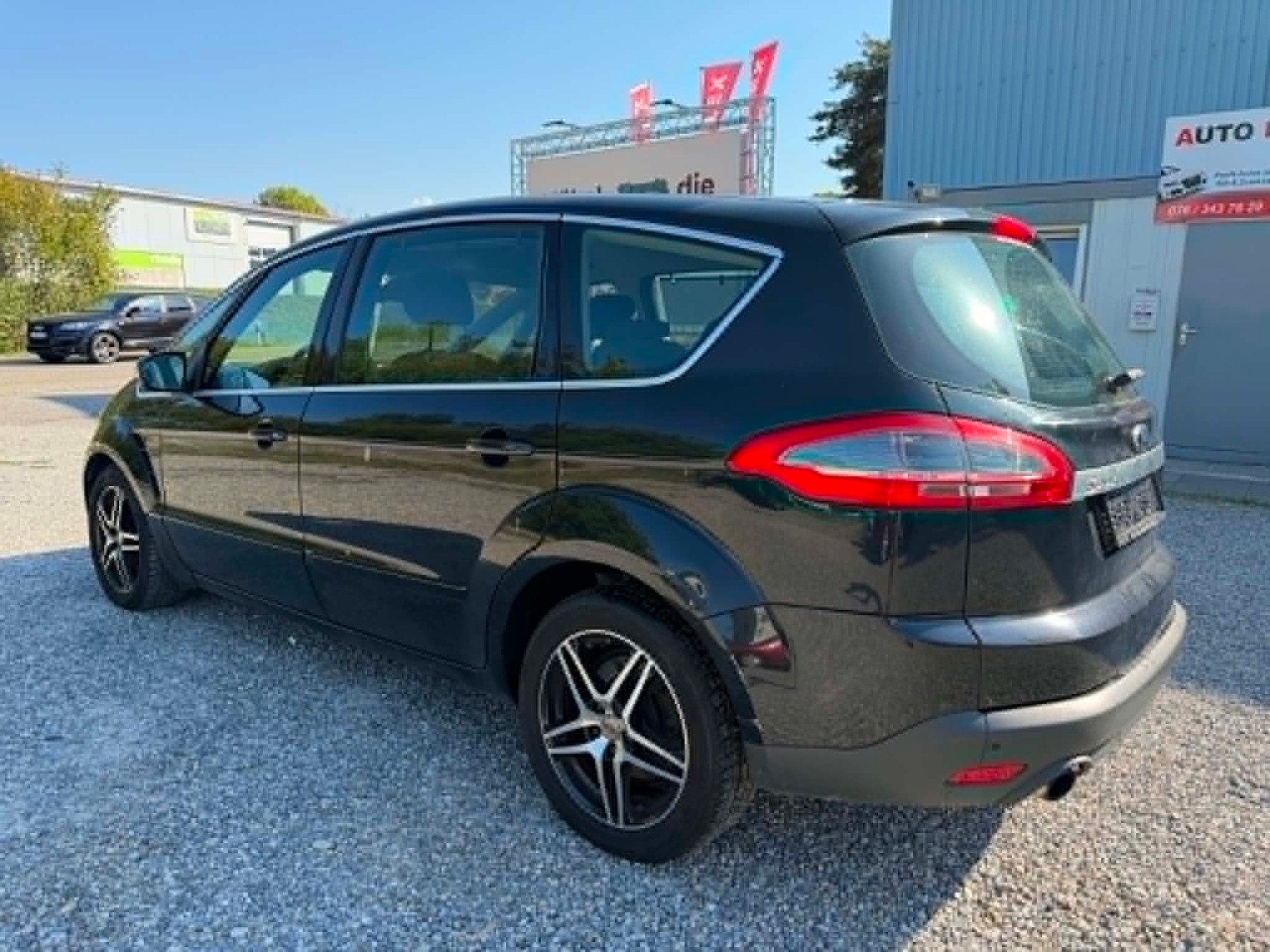 FORD S-Max 2.0 SCTi TitaniumS-image-6