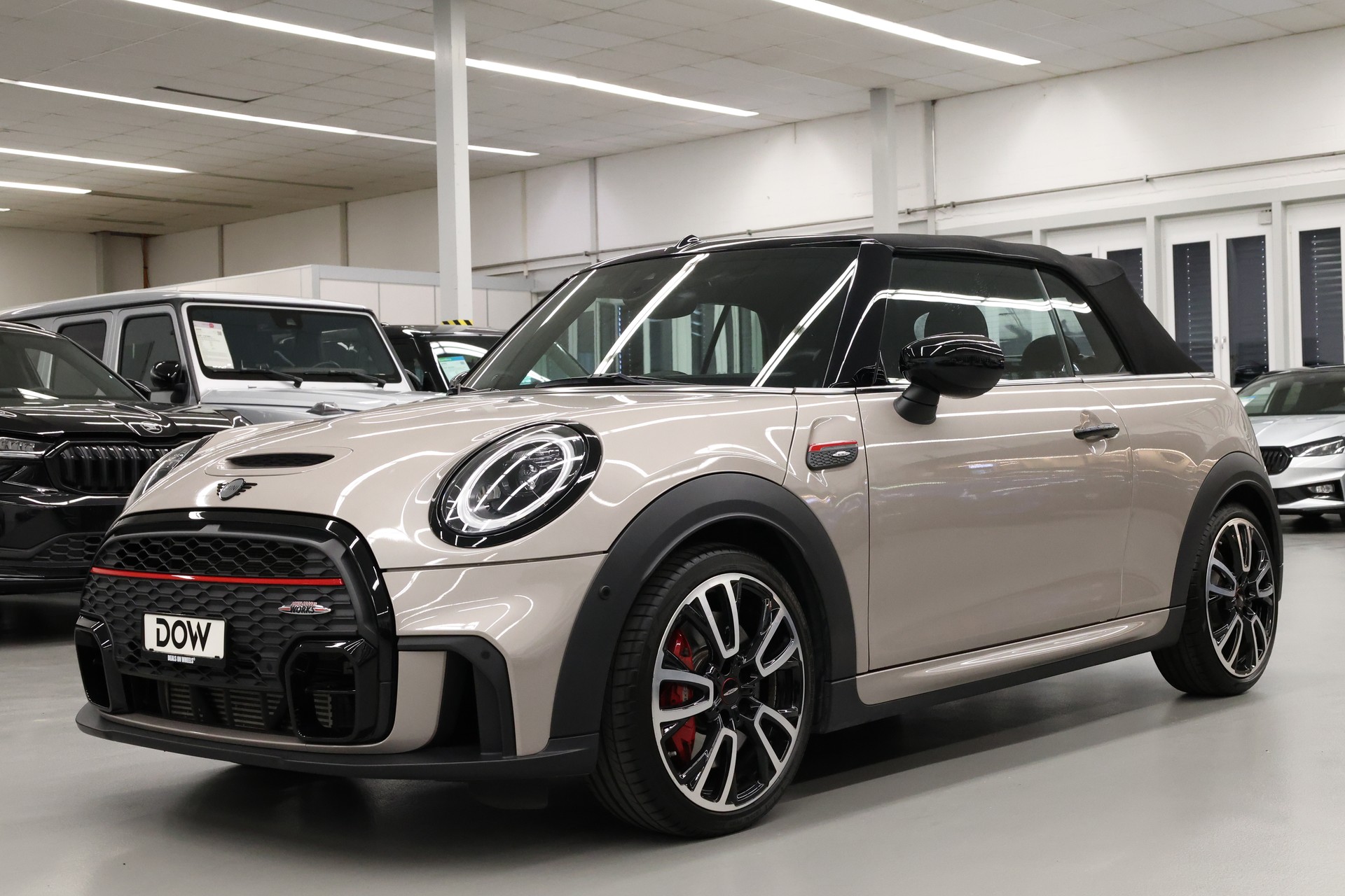 MINI Cabrio F57 2.0i John Cooper Works SAG-image-2