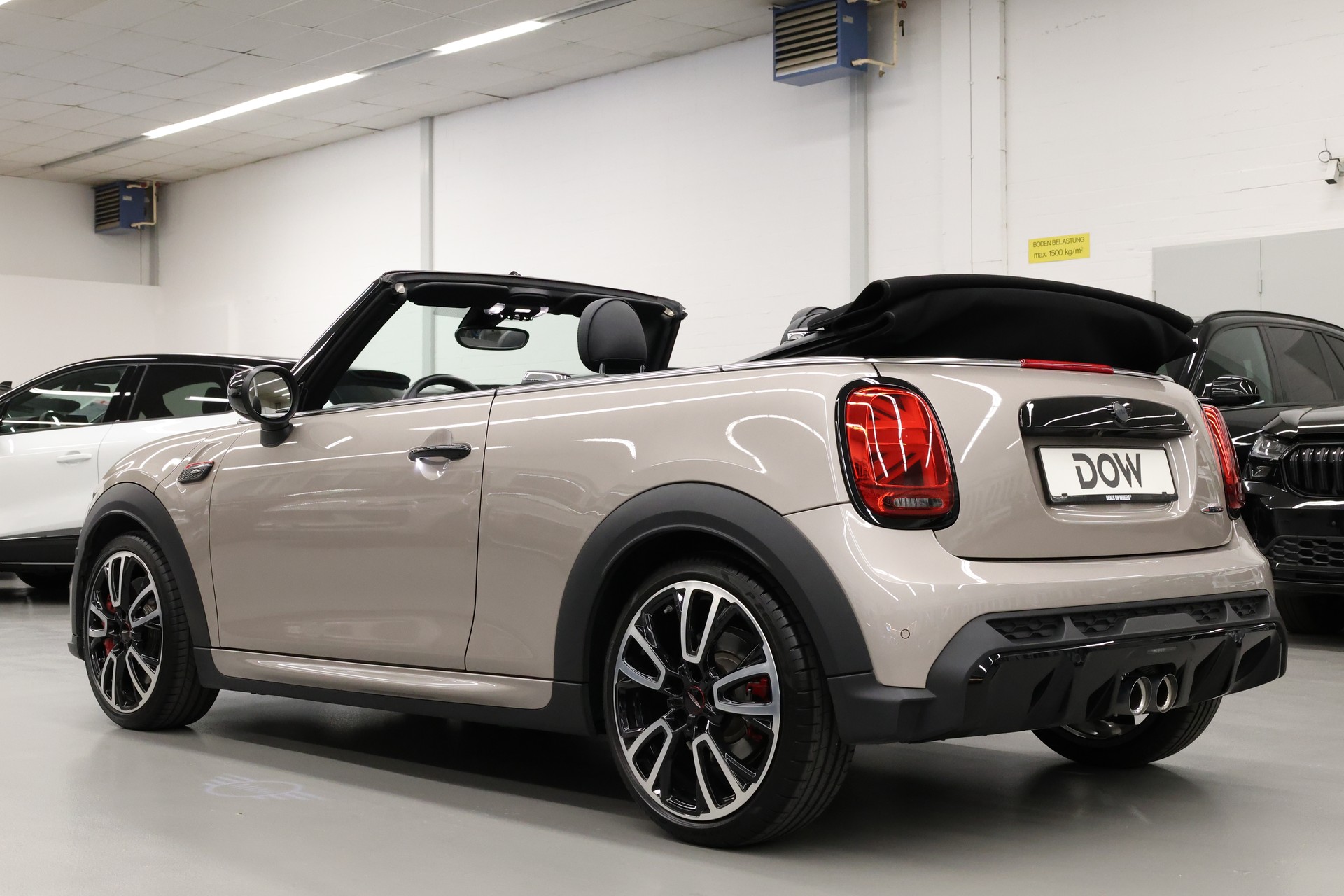MINI Cabrio F57 2.0i John Cooper Works SAG-image-11