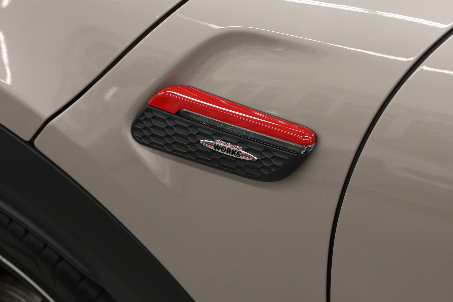 MINI Cabrio F57 2.0i John Cooper Works SAG-image-14