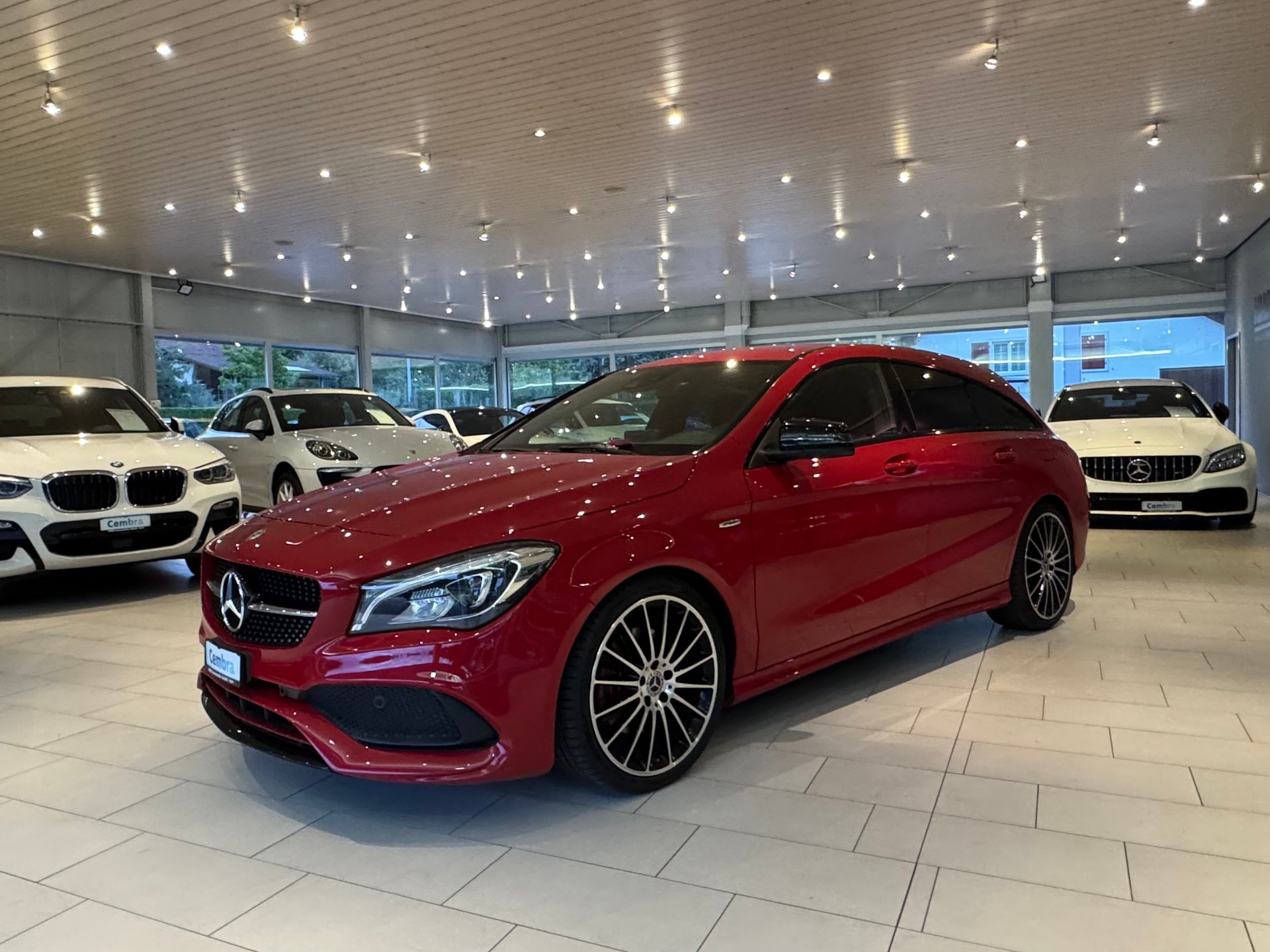 MERCEDES-BENZ CLA Shooting Brake 250 Sport 4Matic 7G-DCT-image-2