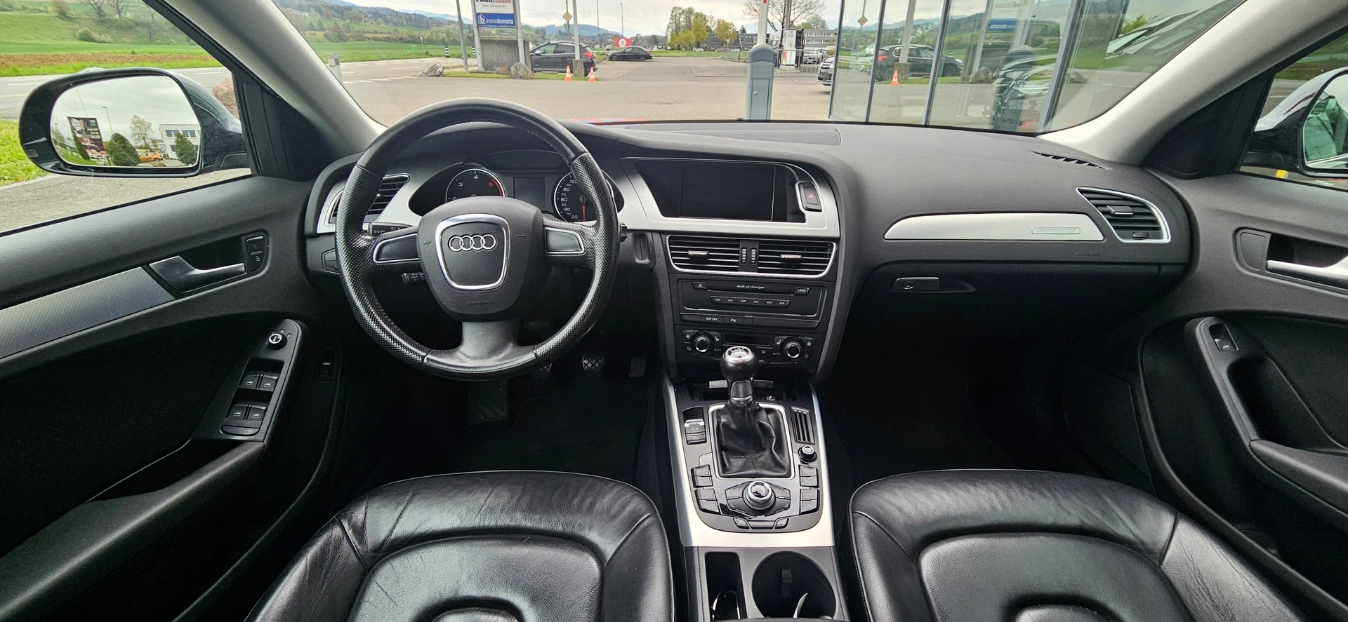 AUDI A4 Limousine 3.0 TDI quattro-image-8