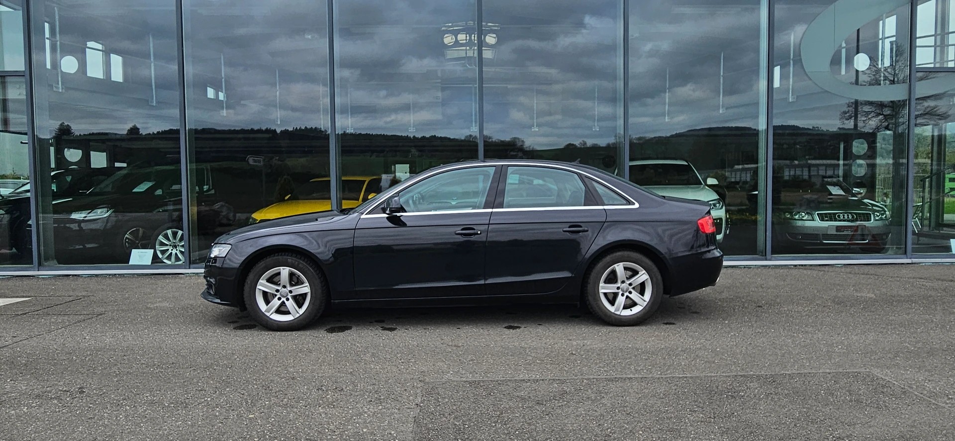 AUDI A4 Limousine 3.0 TDI quattro-image-0