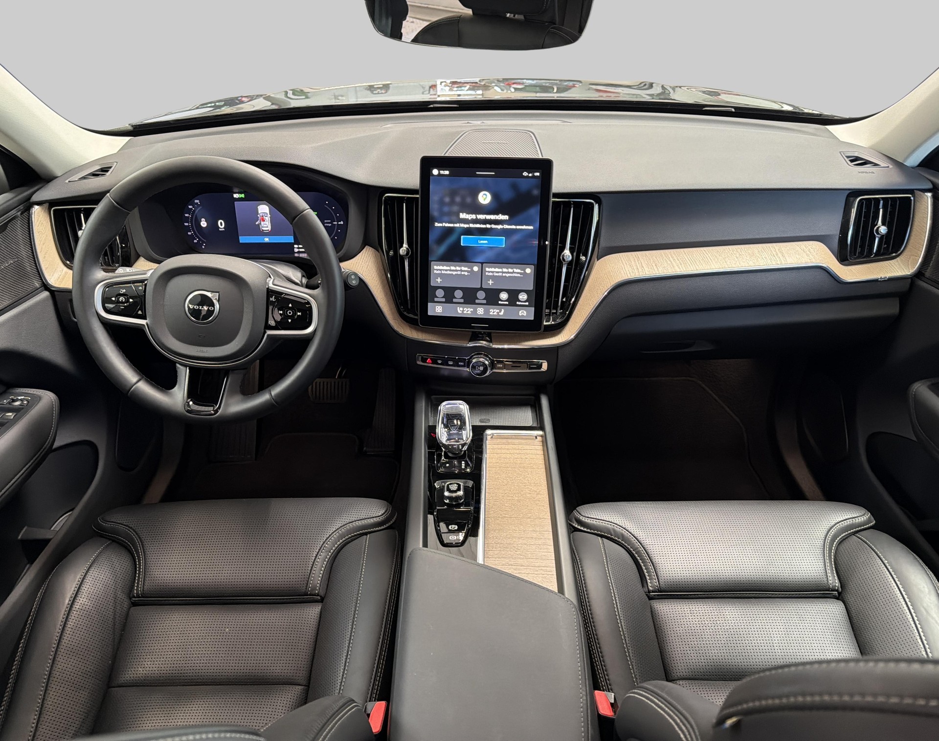 VOLVO XC60 2.0 T6 TE Plus Dark eAWD-image-5