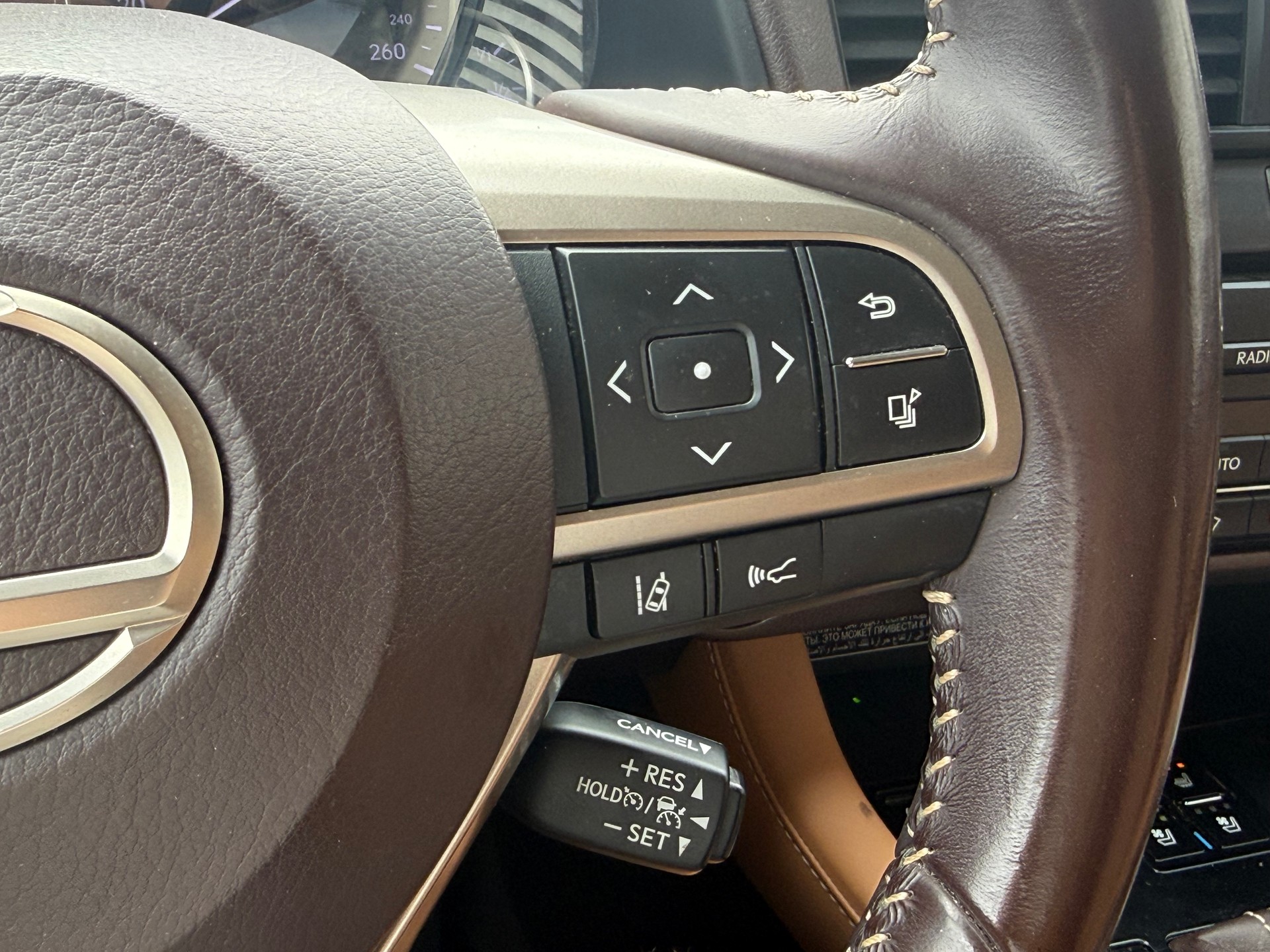 LEXUS RX 450h comfort AWD CVT-image-13
