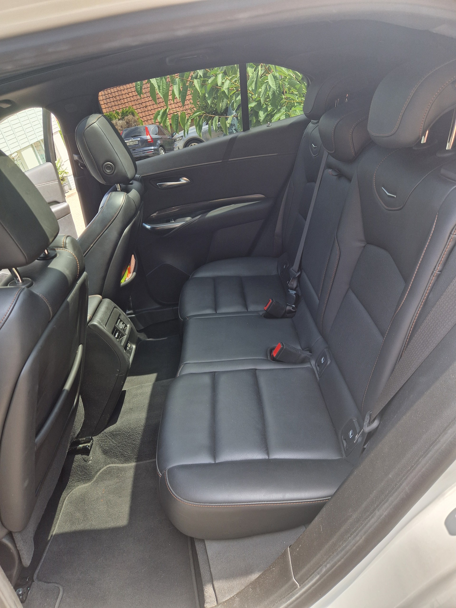 CADILLAC 2.0 T Premium Luxury AWD-image-5