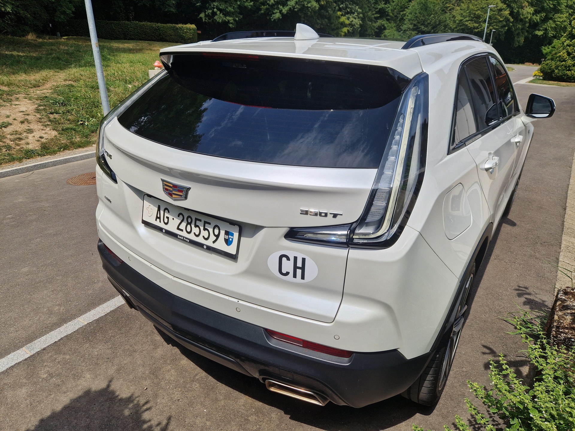 CADILLAC 2.0 T Premium Luxury AWD-image-0