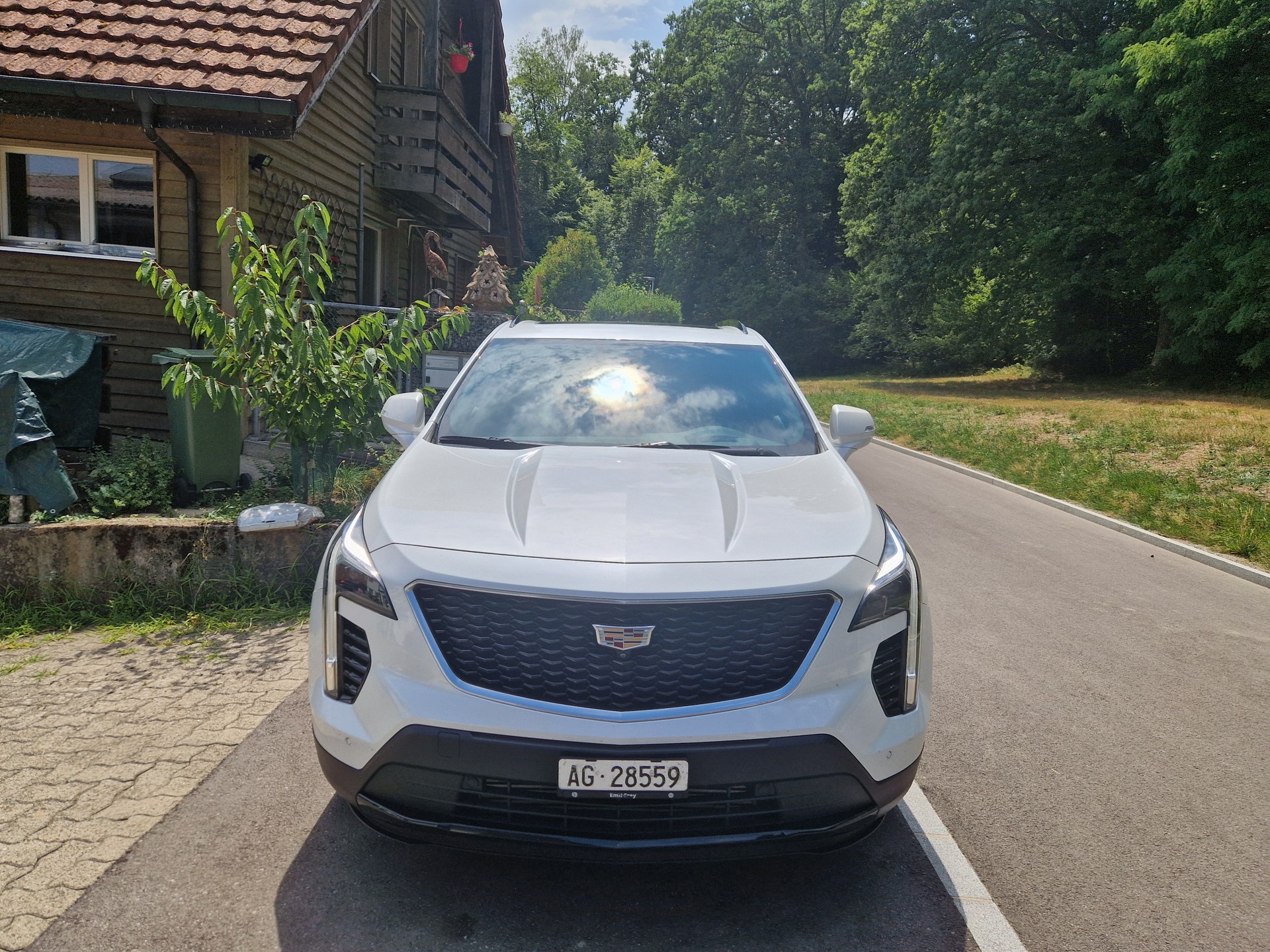 CADILLAC 2.0 T Premium Luxury AWD-image-2