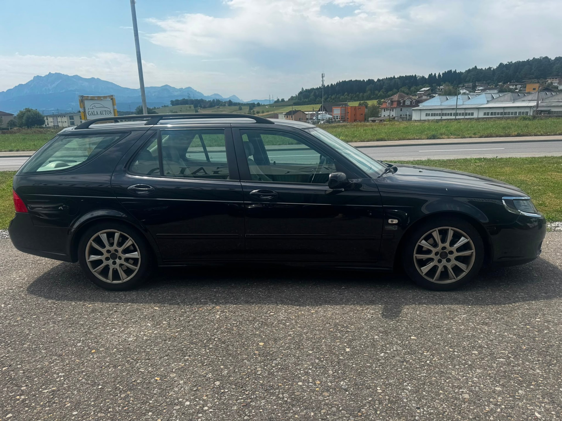 SAAB 9-5 2.3T Aero-image-3
