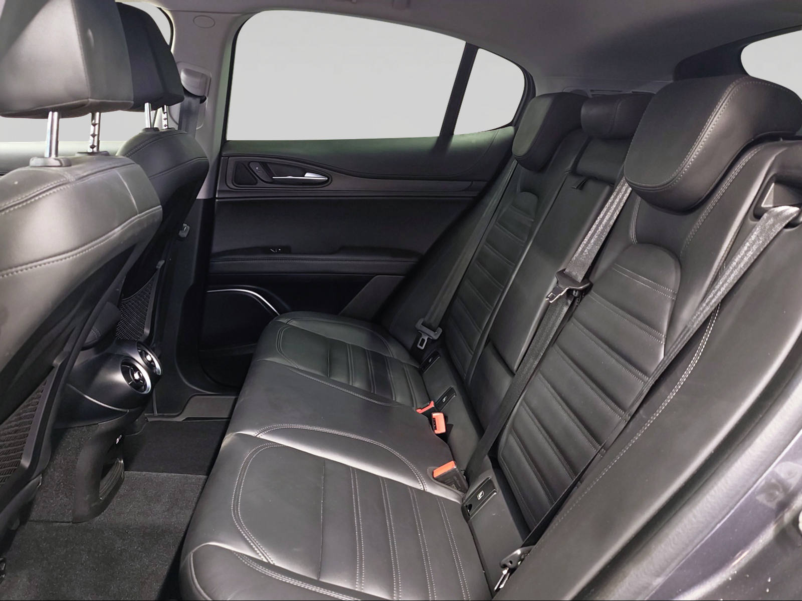 ALFA ROMEO Stelvio 2.0 TI Q4 Automatic-image-7
