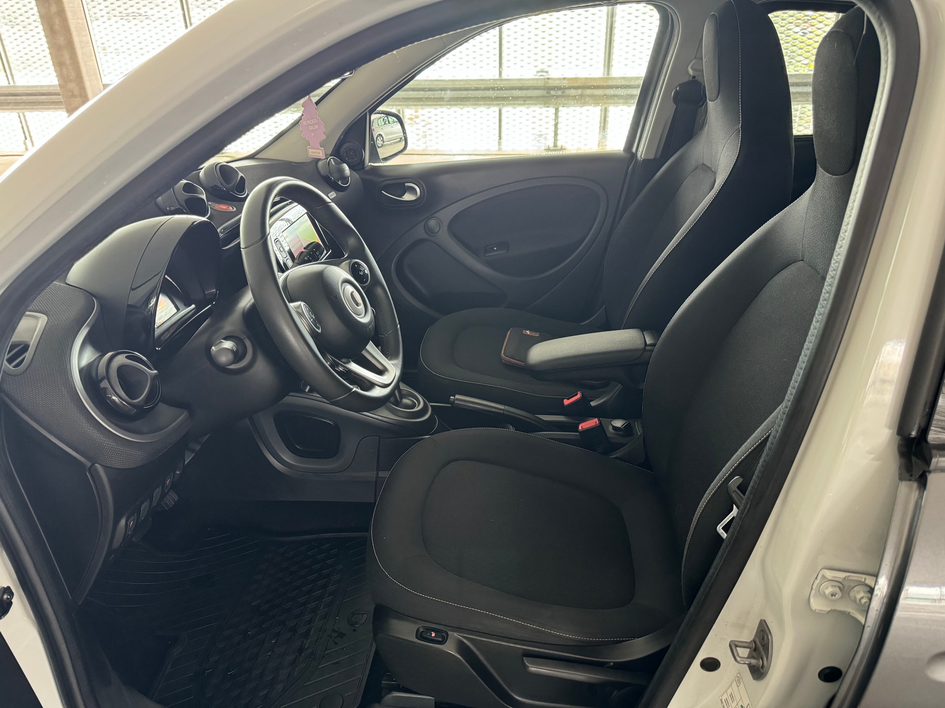 SMART forfour passion twinmatic-image-9
