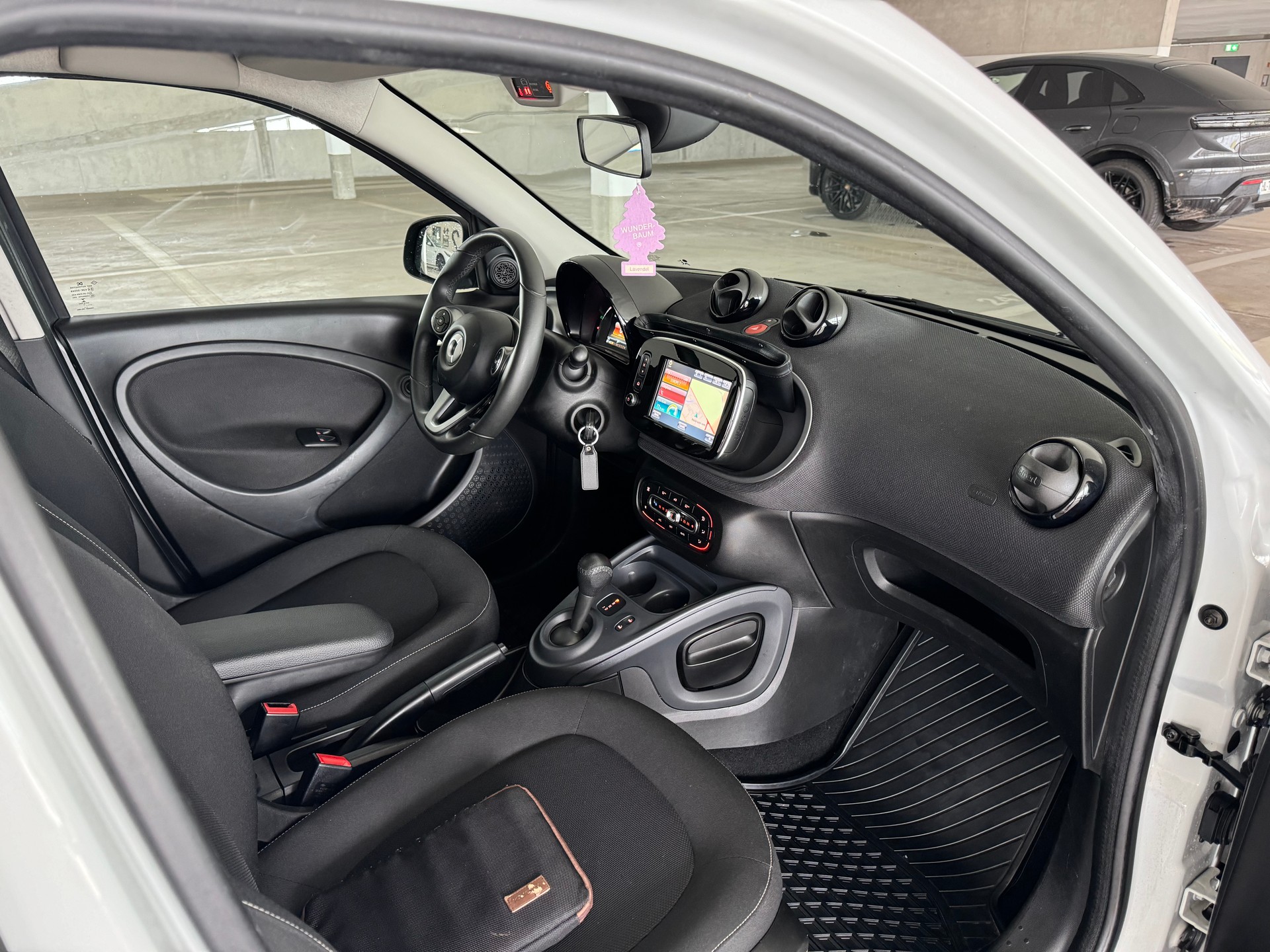 SMART forfour passion twinmatic-image-11