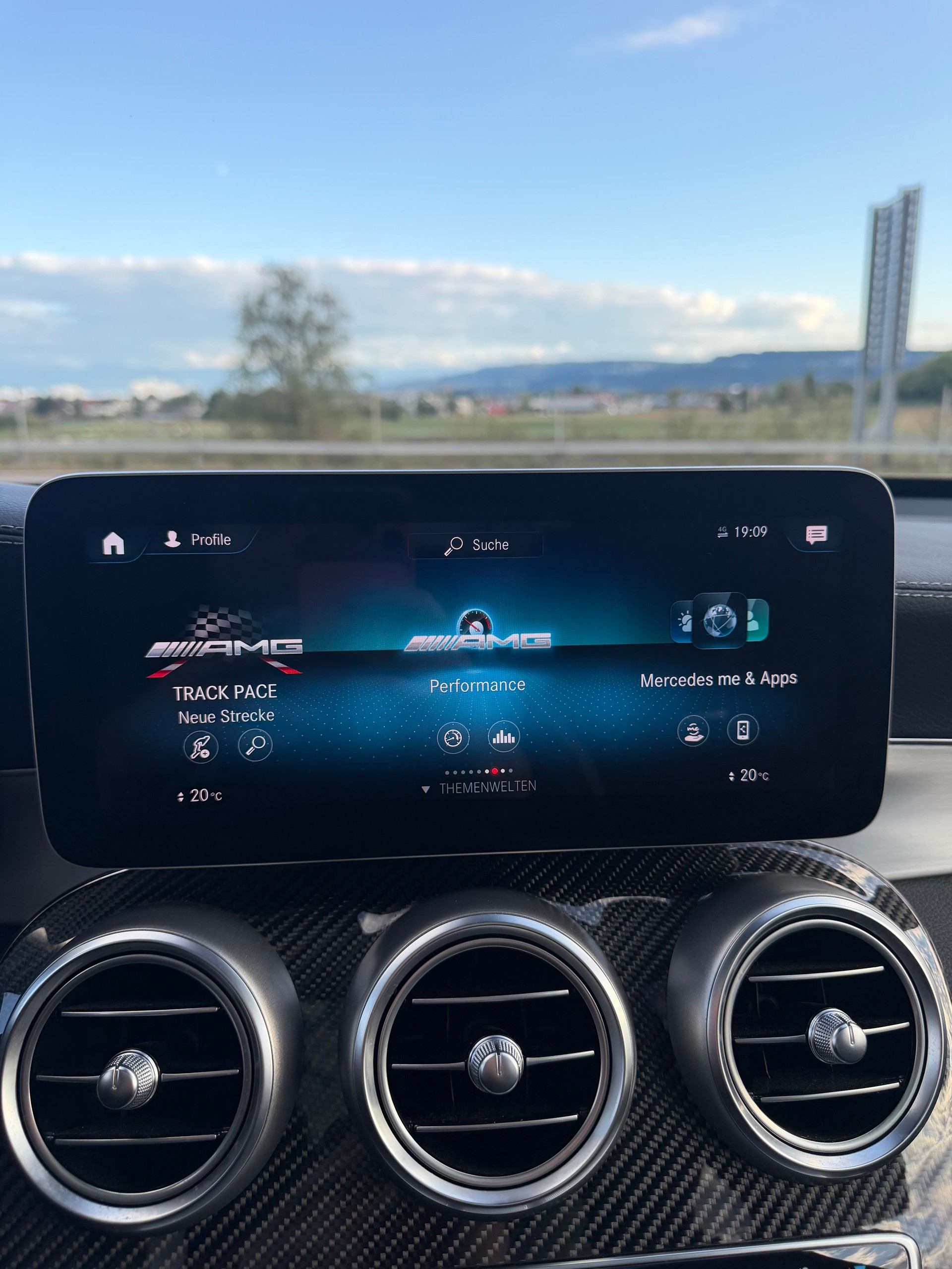 MERCEDES-BENZ GLC 63 S AMG 4m+-image-12
