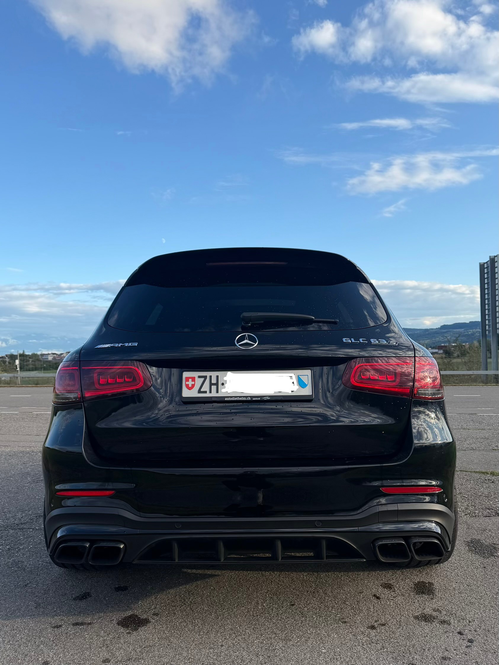 MERCEDES-BENZ GLC 63 S AMG 4m+-image-5