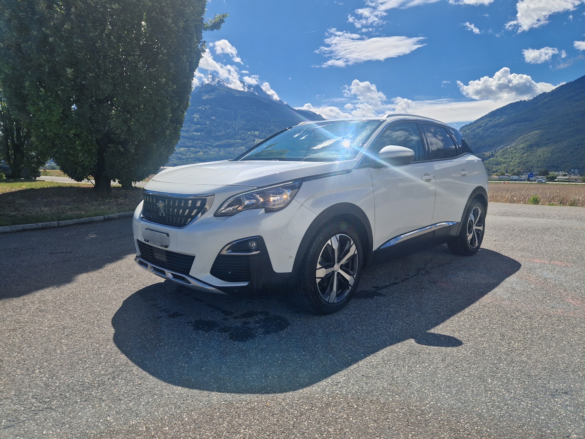 PEUGEOT 3008 1.2 PureTech Allure EAT-image-2