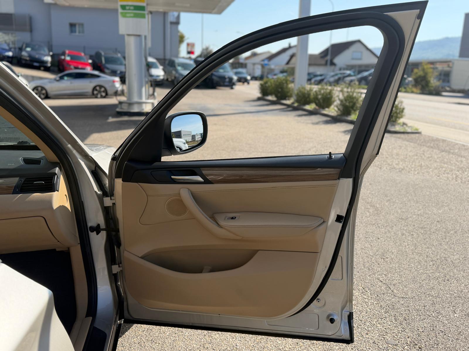 BMW X3 xDrive 20d Steptronic-image-10
