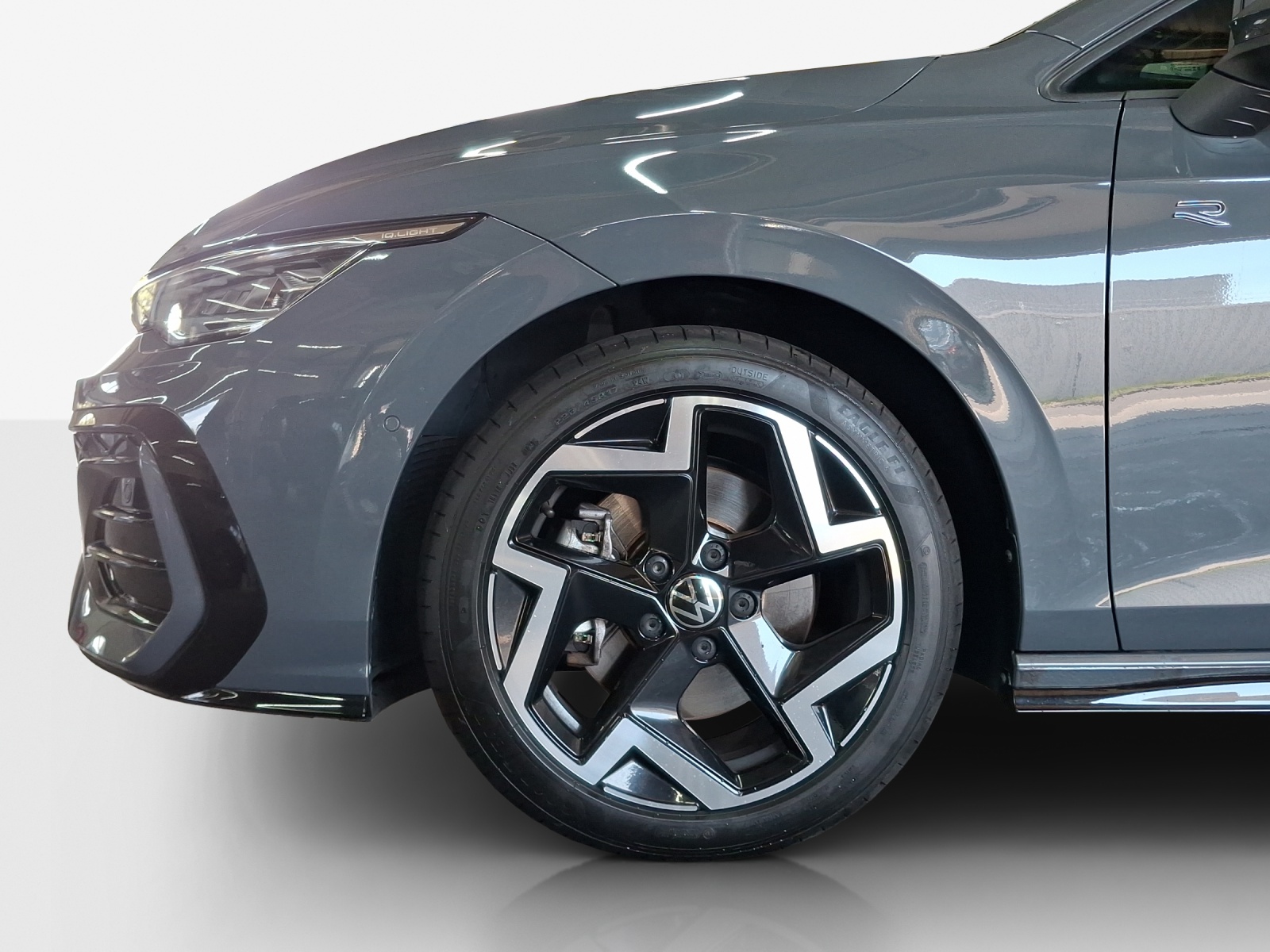 VW Golf Variant 2.0 TSI R-Line DSG 4 Motion-image-14