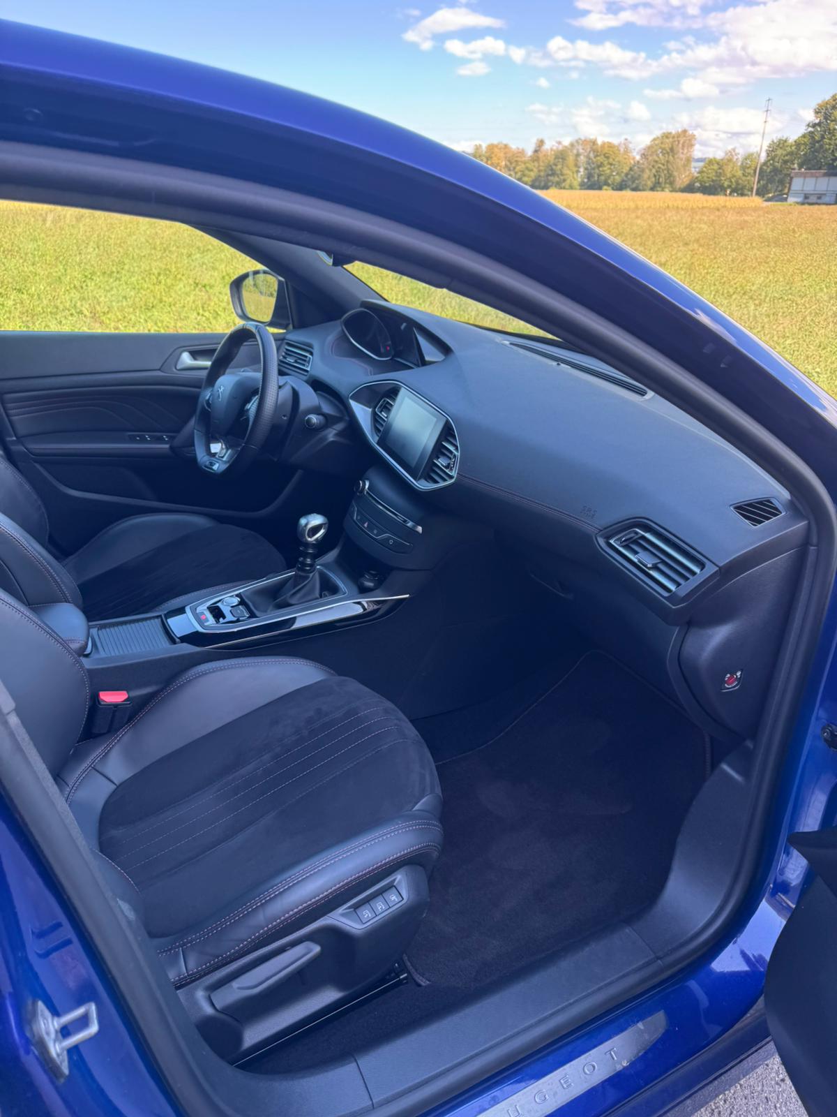 PEUGEOT 308 1.6 GT-image-10