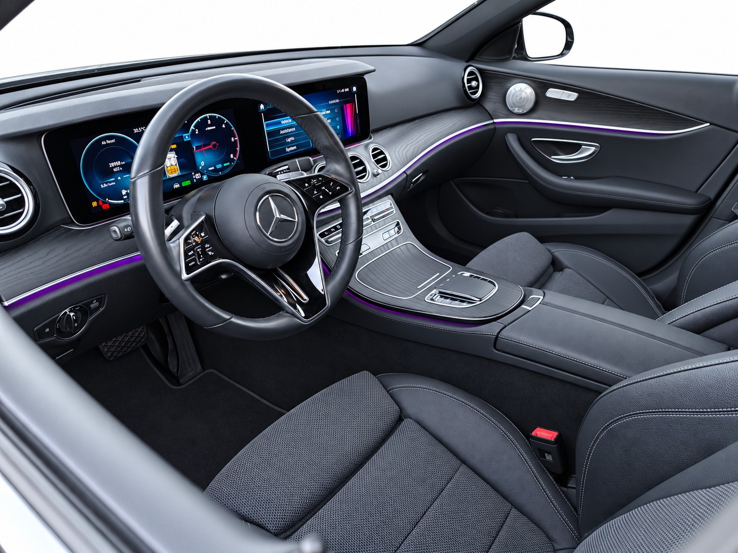 MERCEDES-BENZ E 220 d Avantgarde 4matic Kombi * Pack Park mit 360°-Kamera * Pack Fahrassistenz Plus * CH FAHRZEUG-image-7