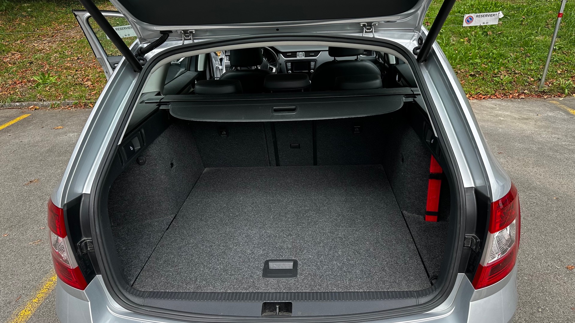 SKODA 1.8 TSI 180 4x4 DSG-image-5