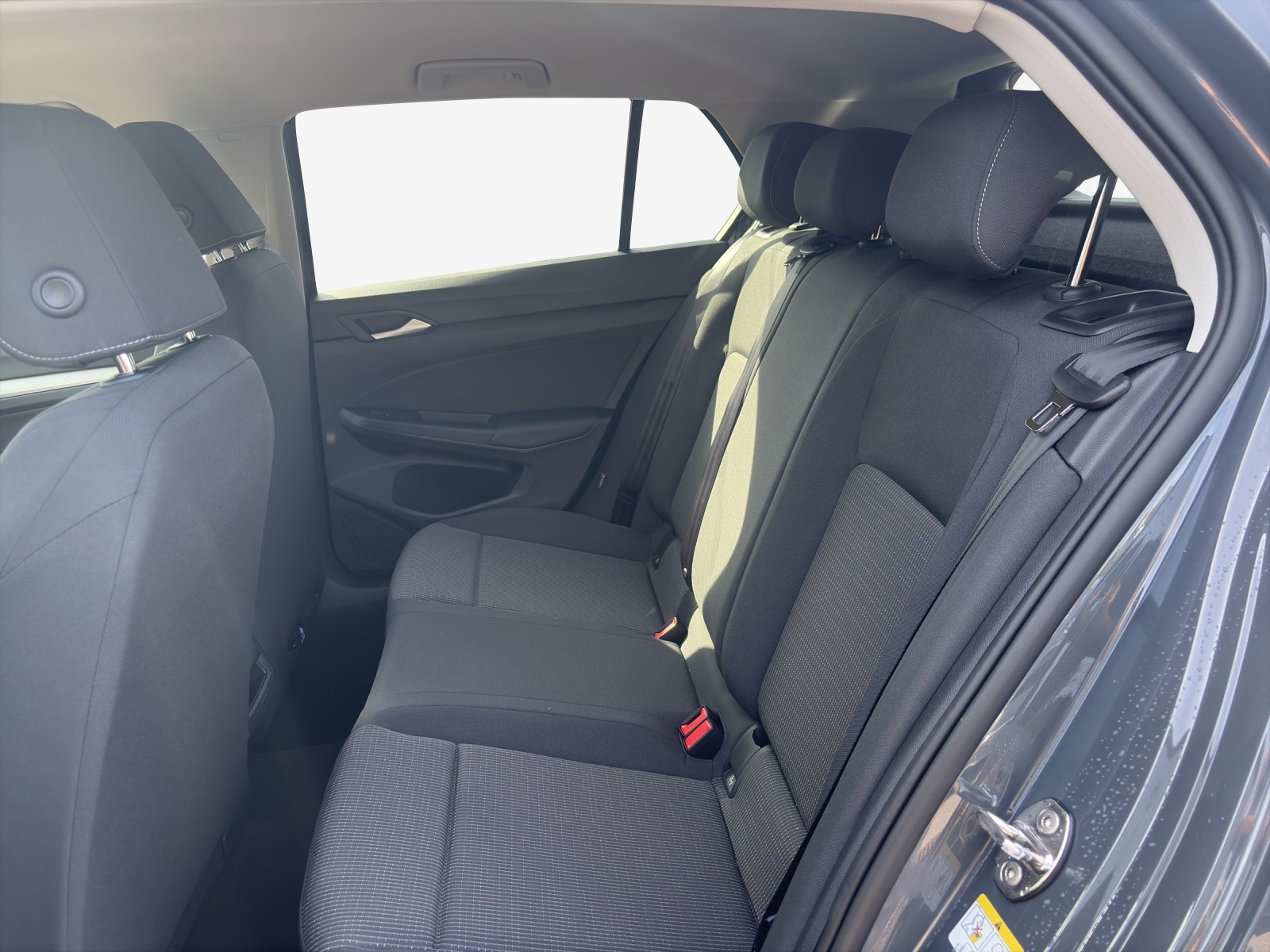 VW Golf 1.5 e TSI mHEV Value DSG-image-11