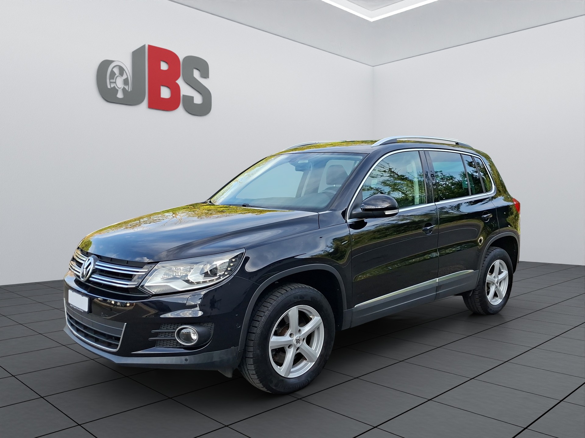 VW Tiguan 2.0 TDI BMT Design 4Motion DSG-image-0
