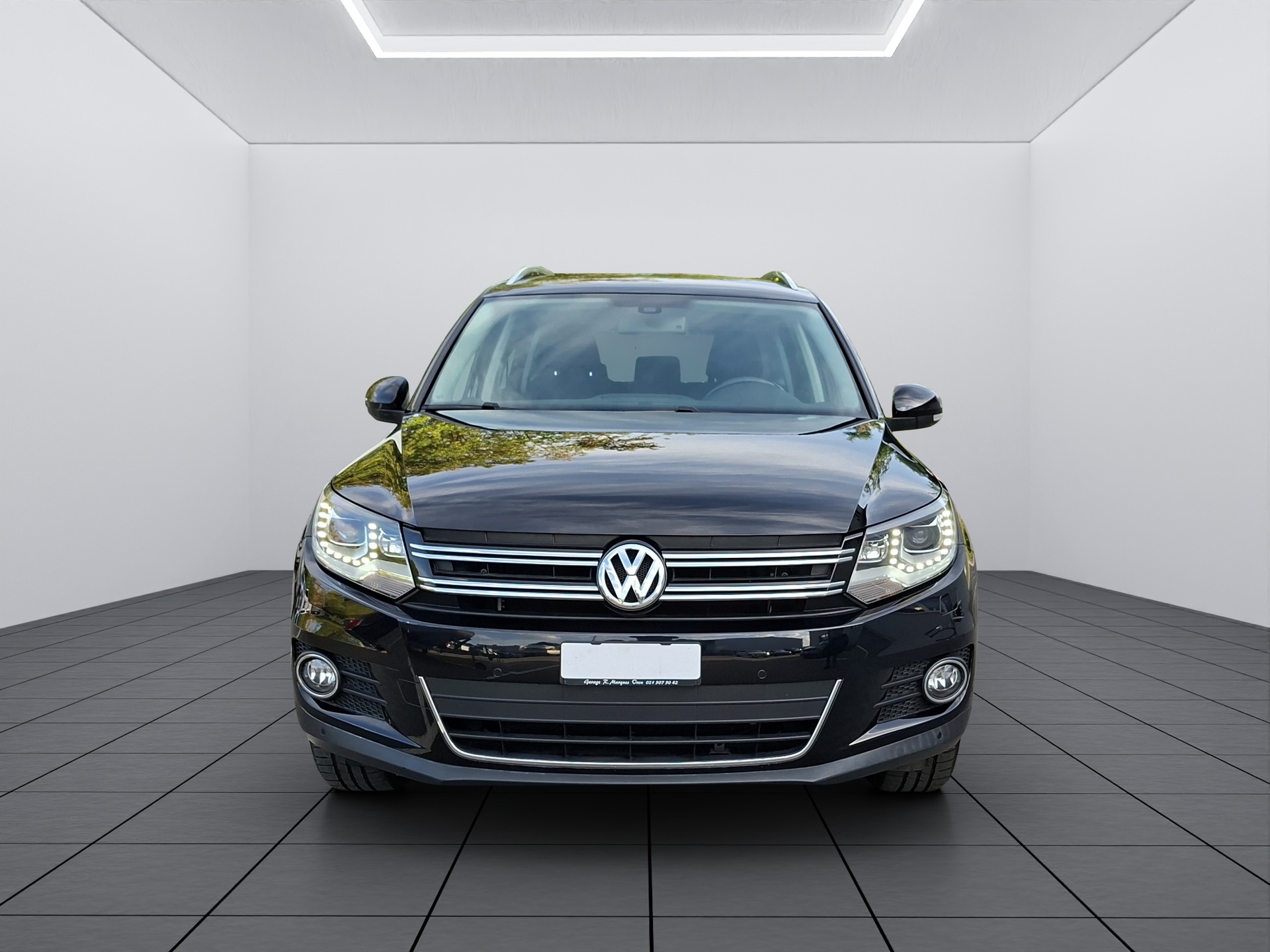 VW Tiguan 2.0 TDI BMT Design 4Motion DSG-image-1