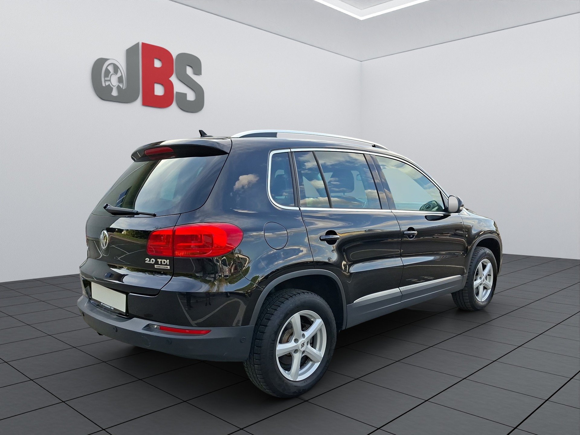 VW Tiguan 2.0 TDI BMT Design 4Motion DSG-image-5