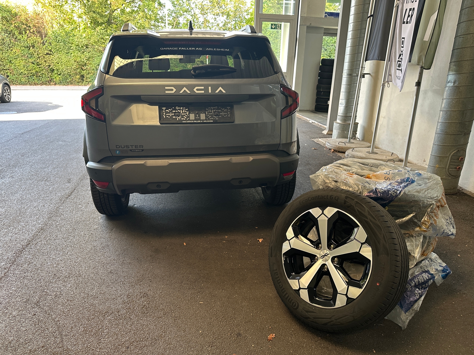 DACIA Duster 1.6 Hybrid Journey-image-3