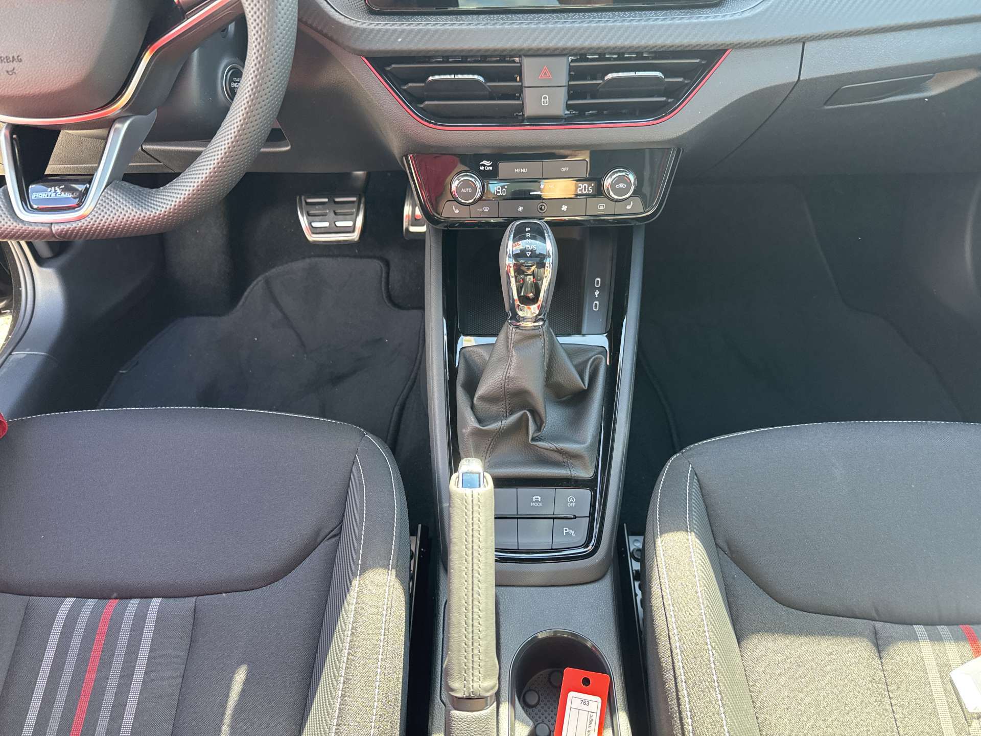 SKODA Scala 1.5 TSi Monte Carlo DSG-Automat-image-11