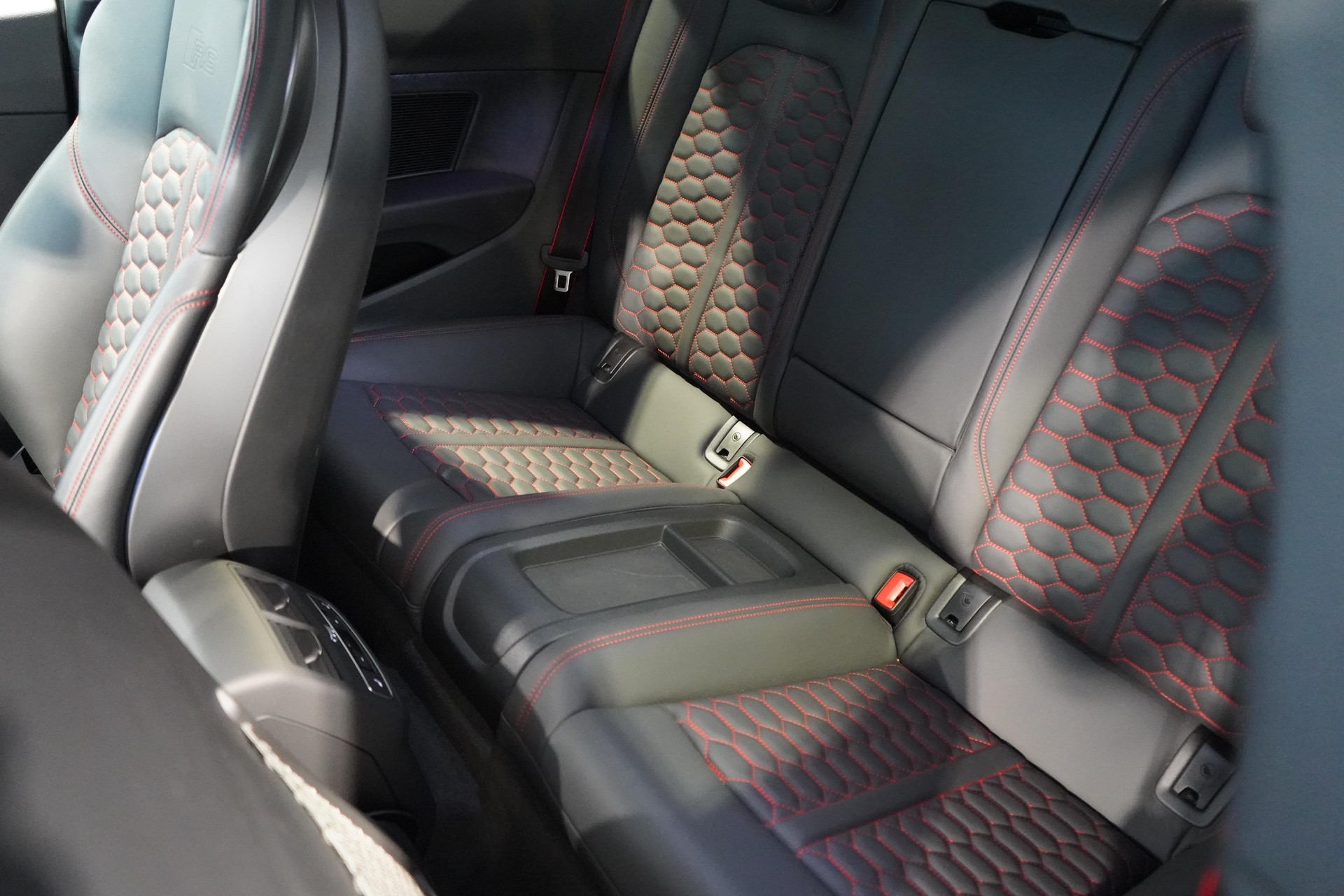 AUDI RS5 Coupé 2.9 V6 TFSI quattro T-Tronic-image-8