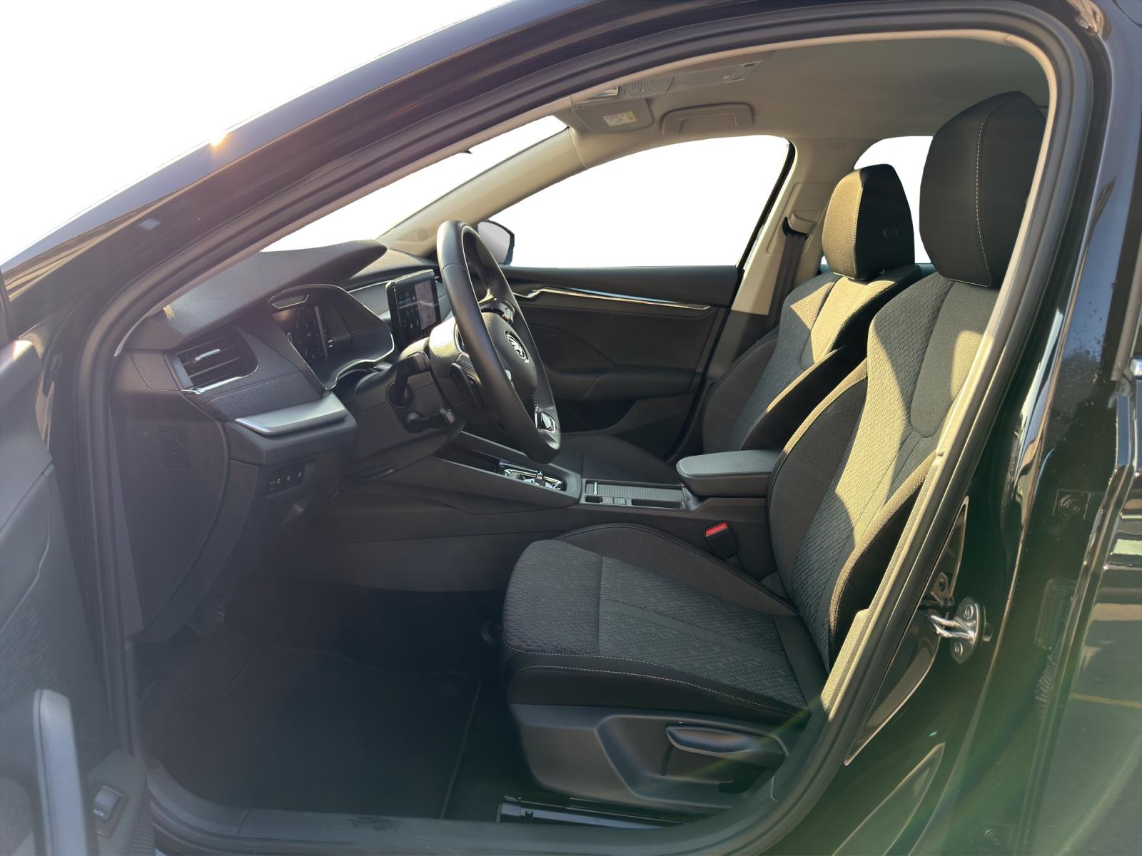 SKODA Octavia Combi 2.0 TSI Style 4x4 DSG-image-5