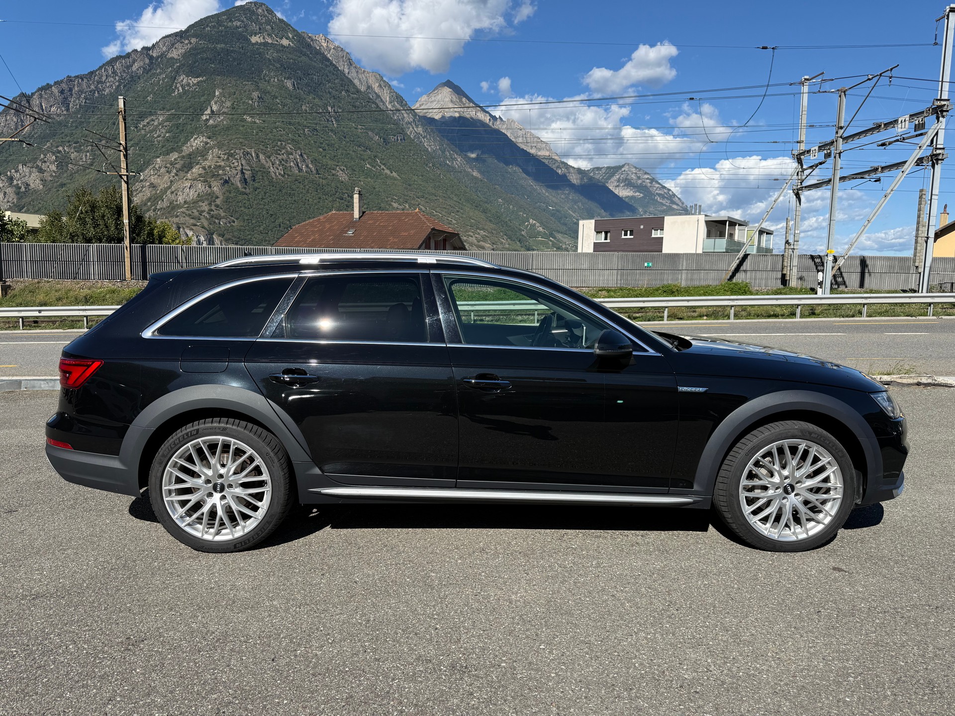AUDI A4 allroad 2.0 TDI quattro S-tronic-image-4