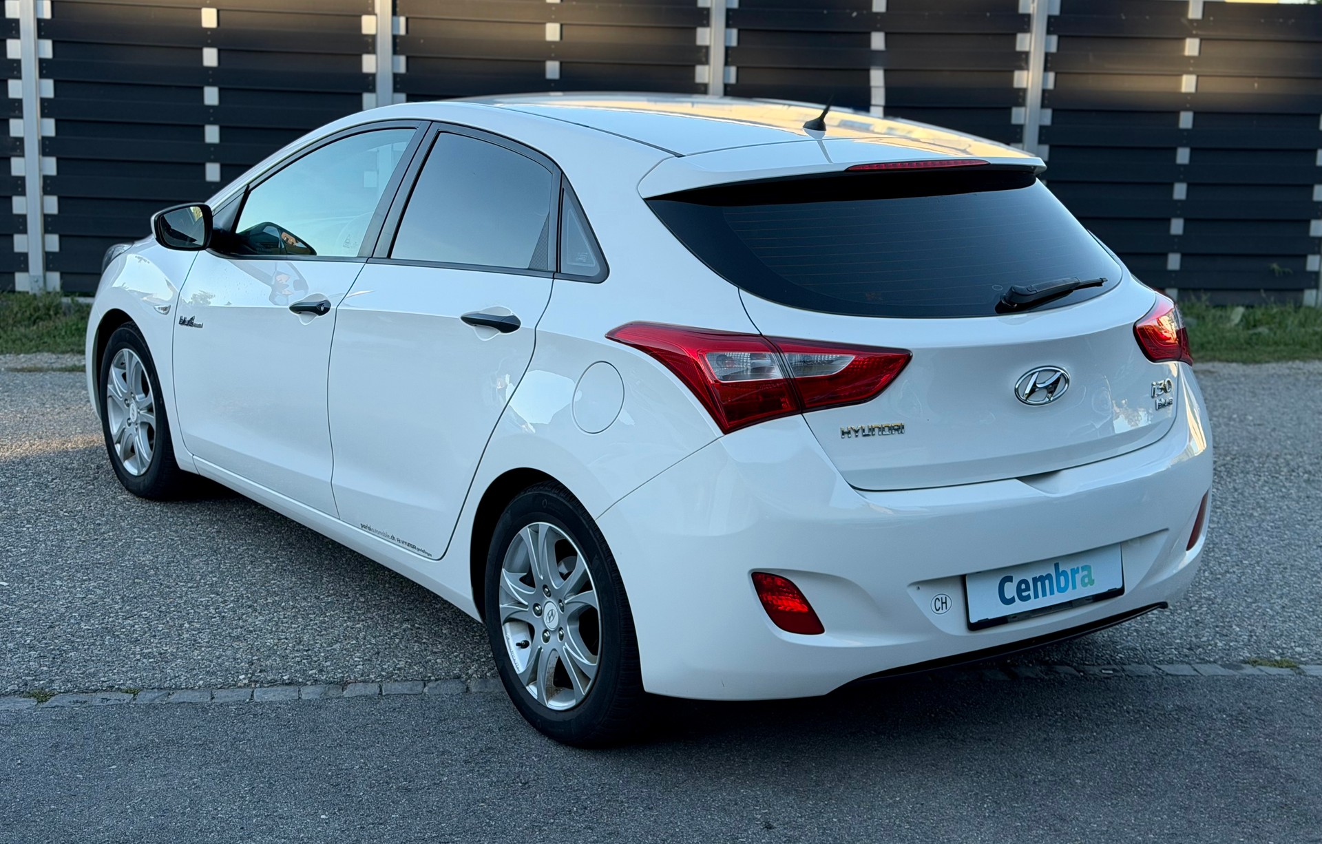 HYUNDAI i30 1.4 Comfort-image-5