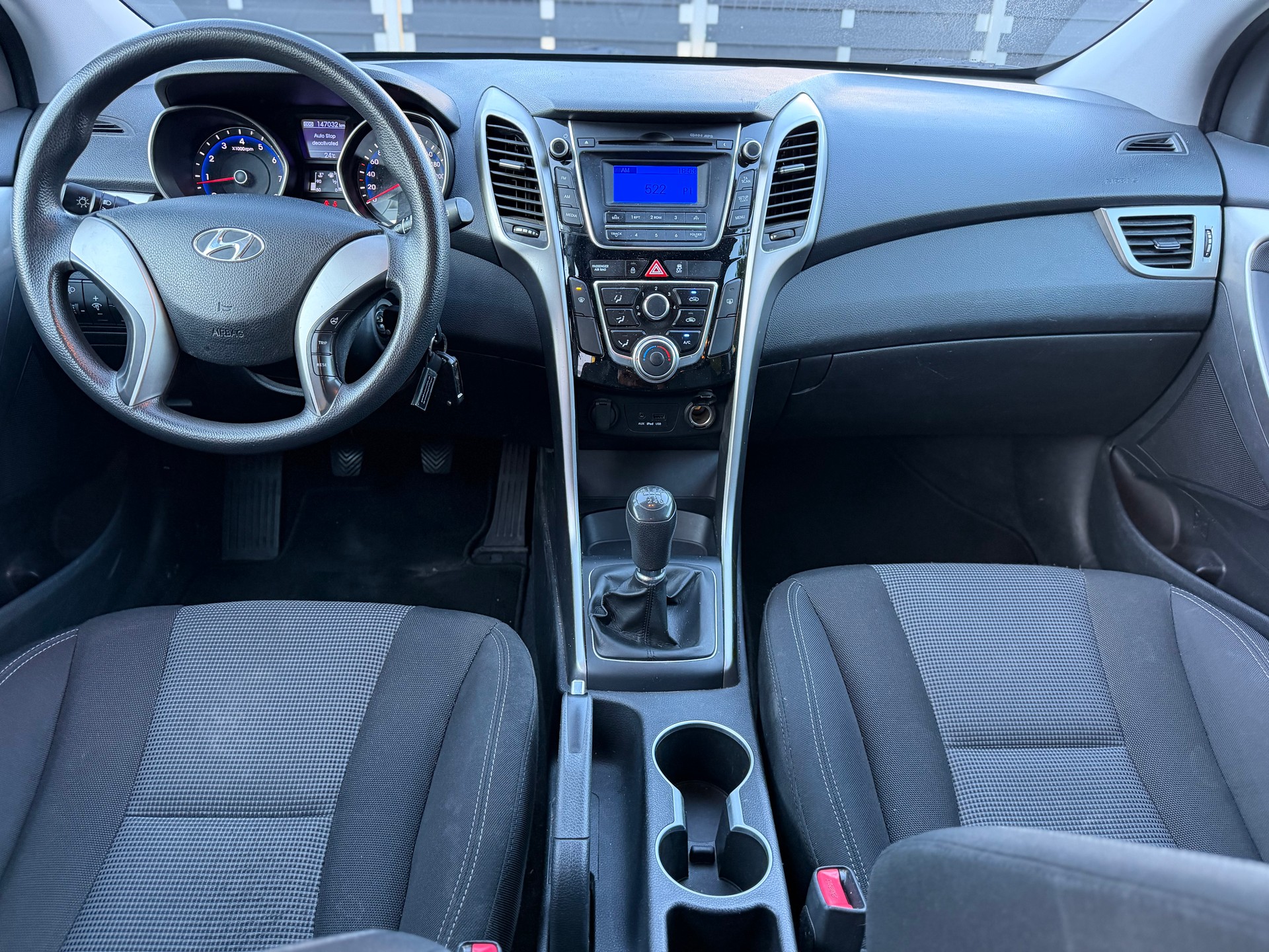 HYUNDAI i30 1.4 Comfort-image-6