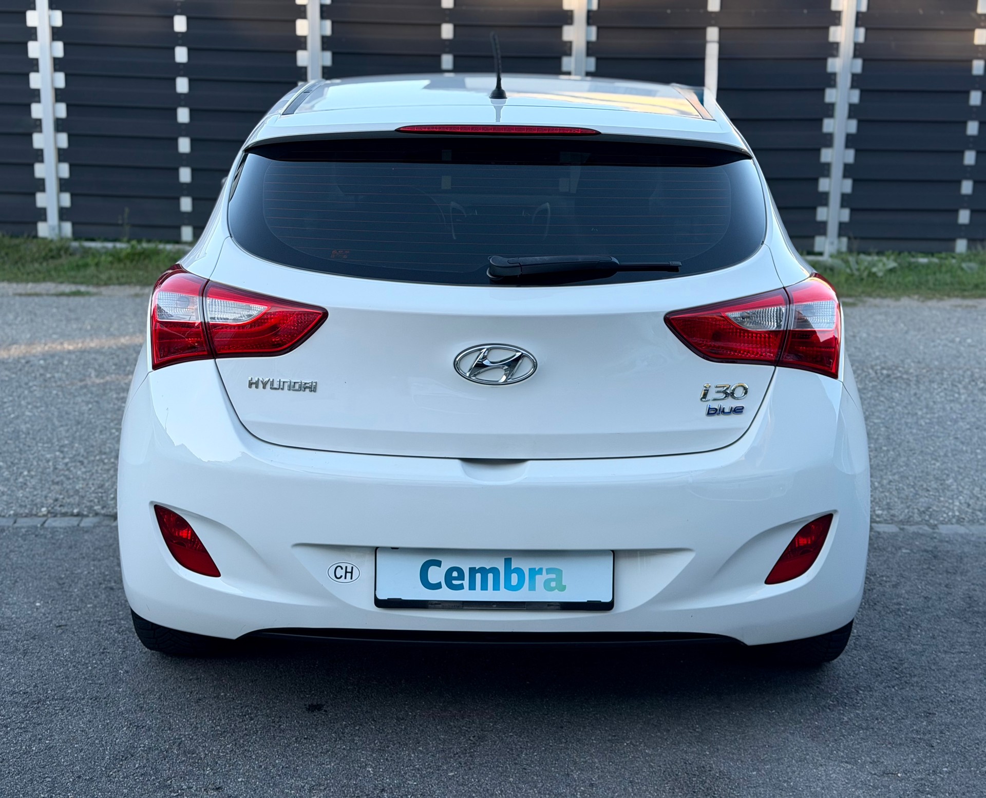 HYUNDAI i30 1.4 Comfort-image-4