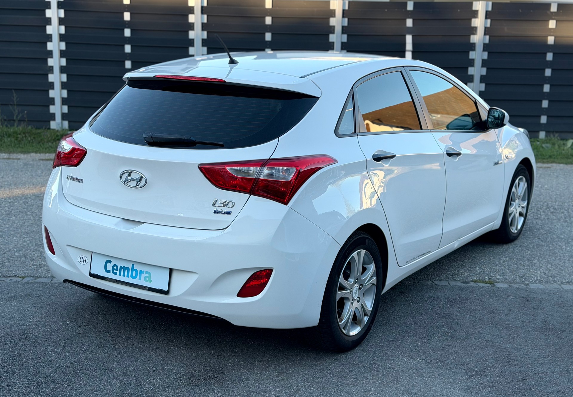 HYUNDAI i30 1.4 Comfort-image-3