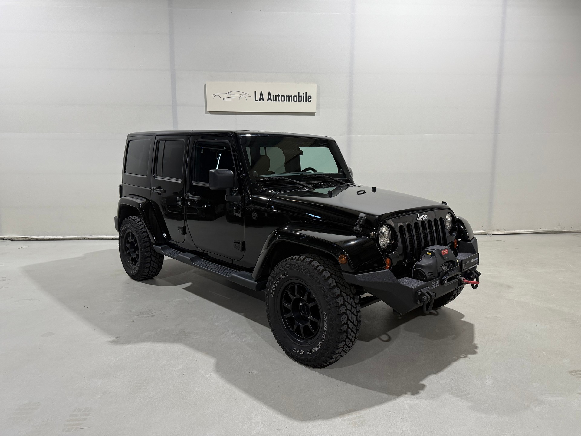 JEEP Wrangler 2.8CRD Unlimited Sahara Automatic-image-4