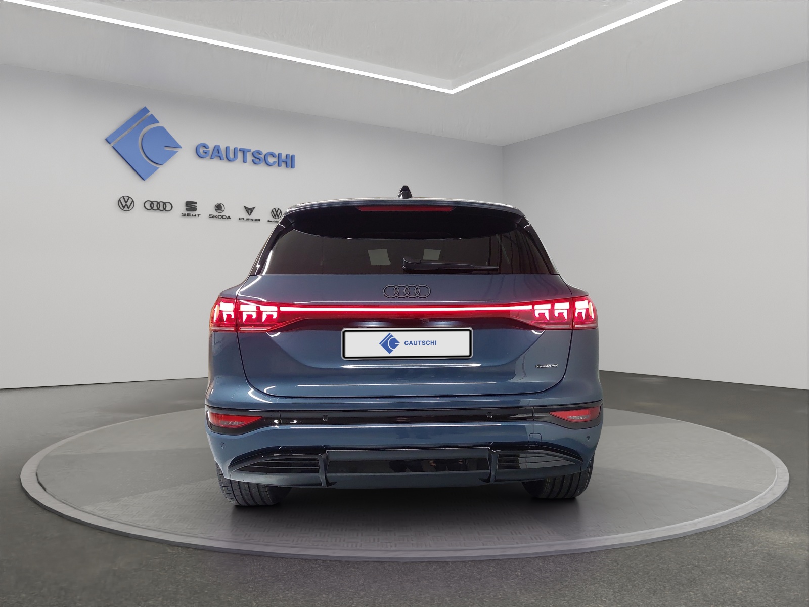 AUDI Q6 e-tron quattro-image-3