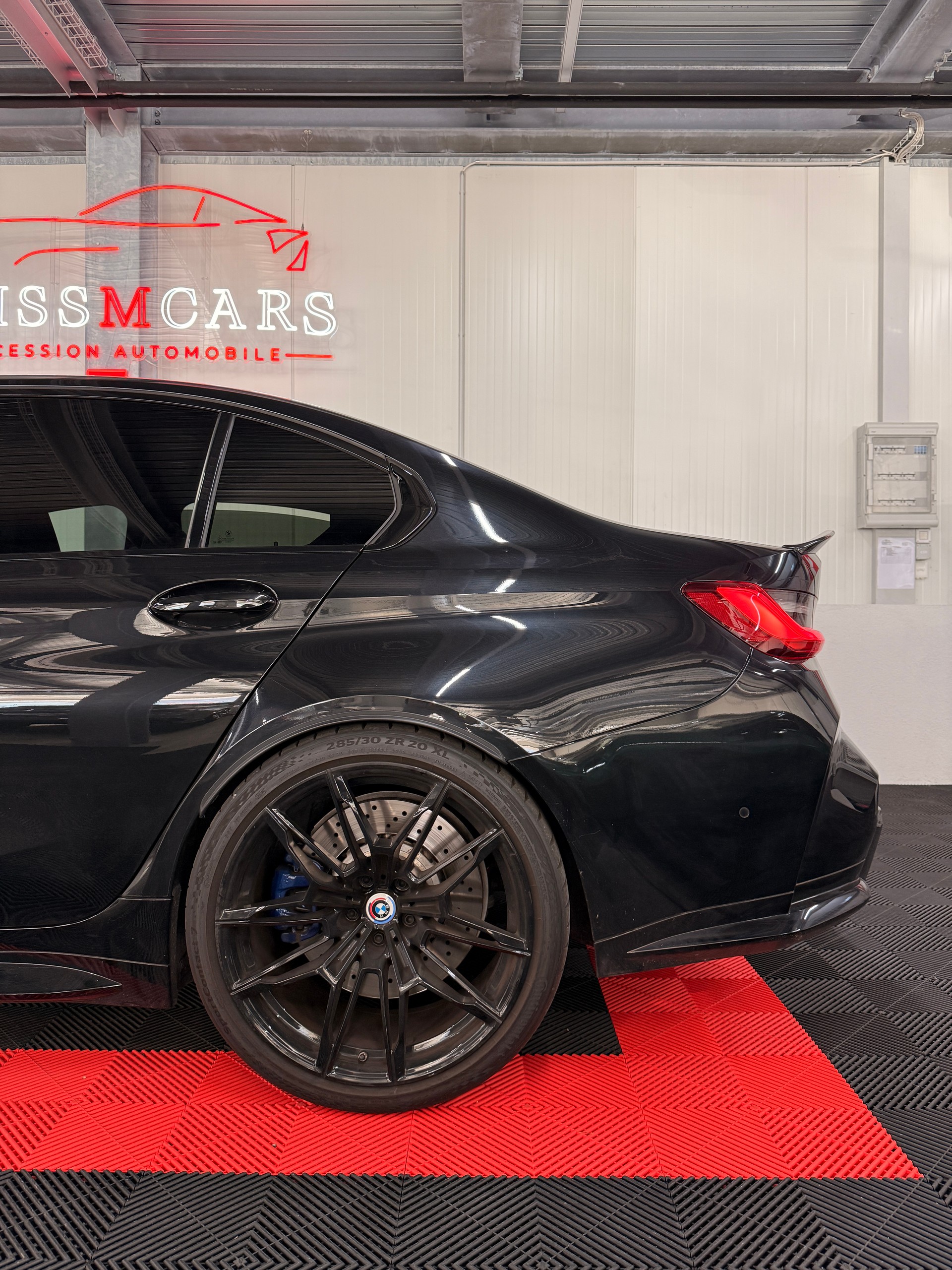 BMW M3 Competition M xDrive-image-6