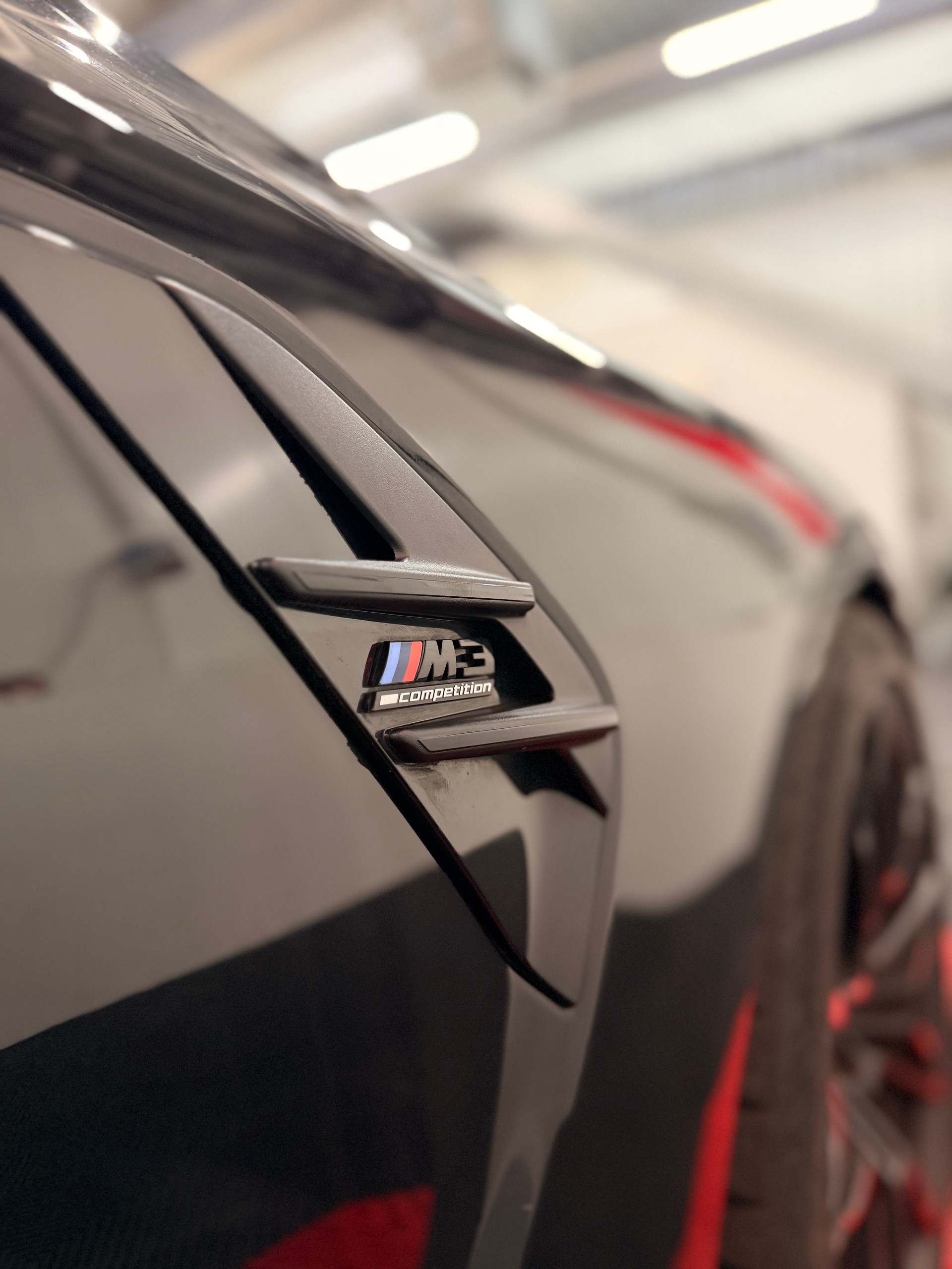BMW M3 Competition M xDrive-image-13