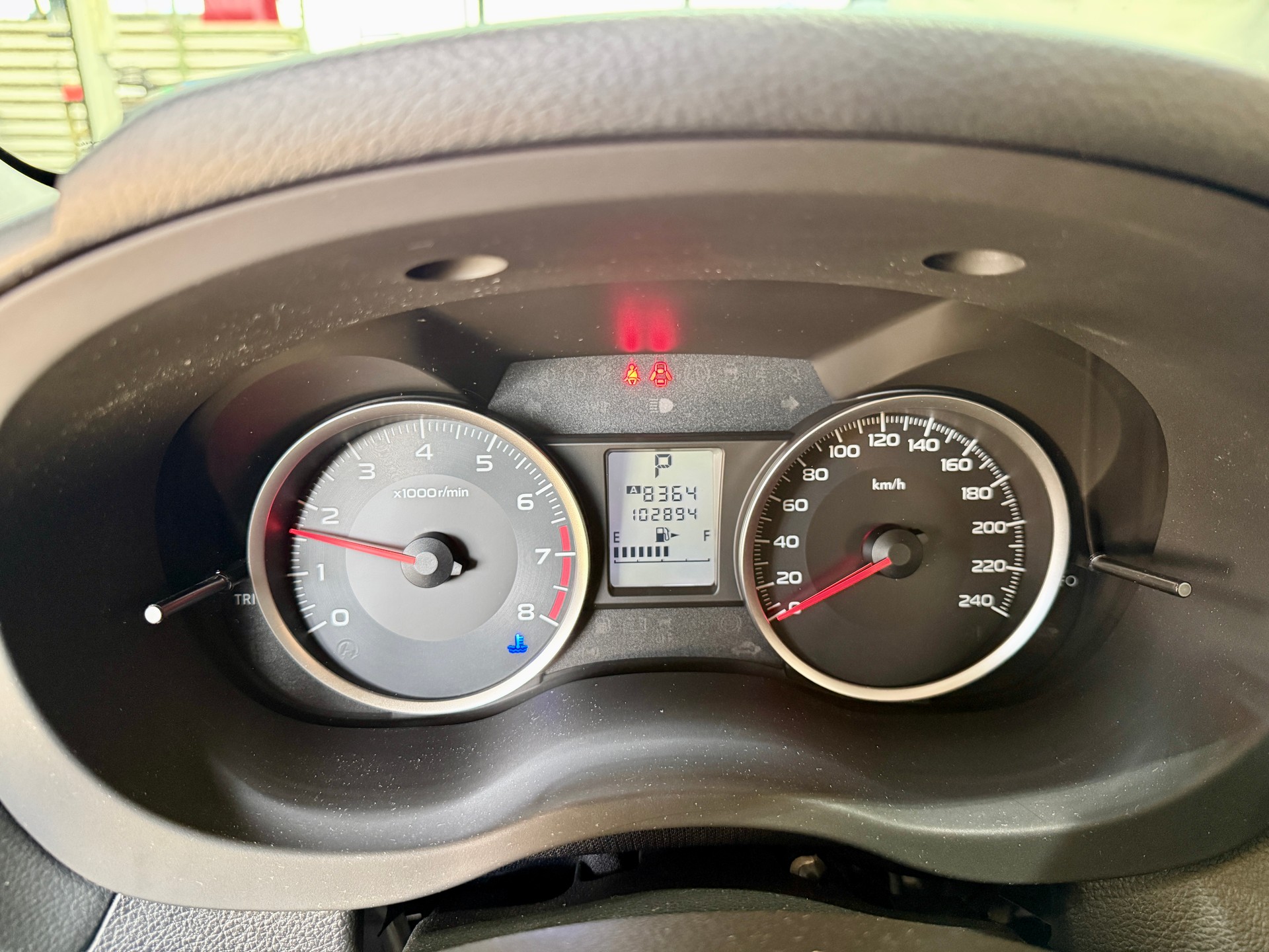 SUBARU XV 1.6 Swiss Two AWD CVT-image-7