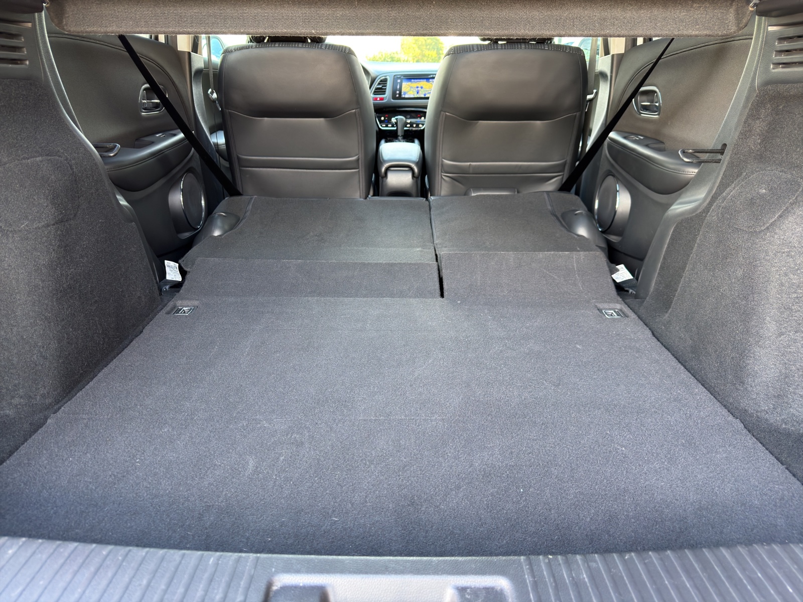 HONDA HR-V 1.5i-VTEC Executive-image-14