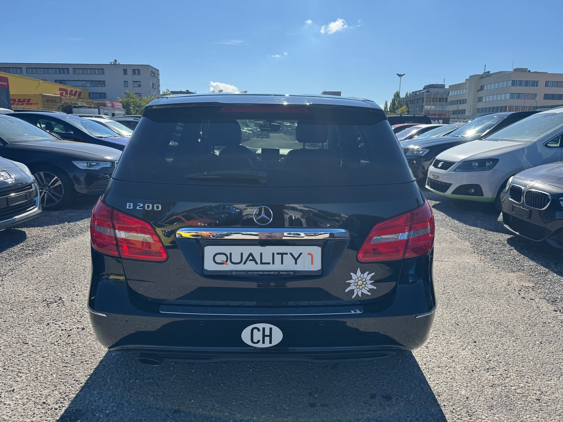 MERCEDES-BENZ B 200 Active Edition-image-5