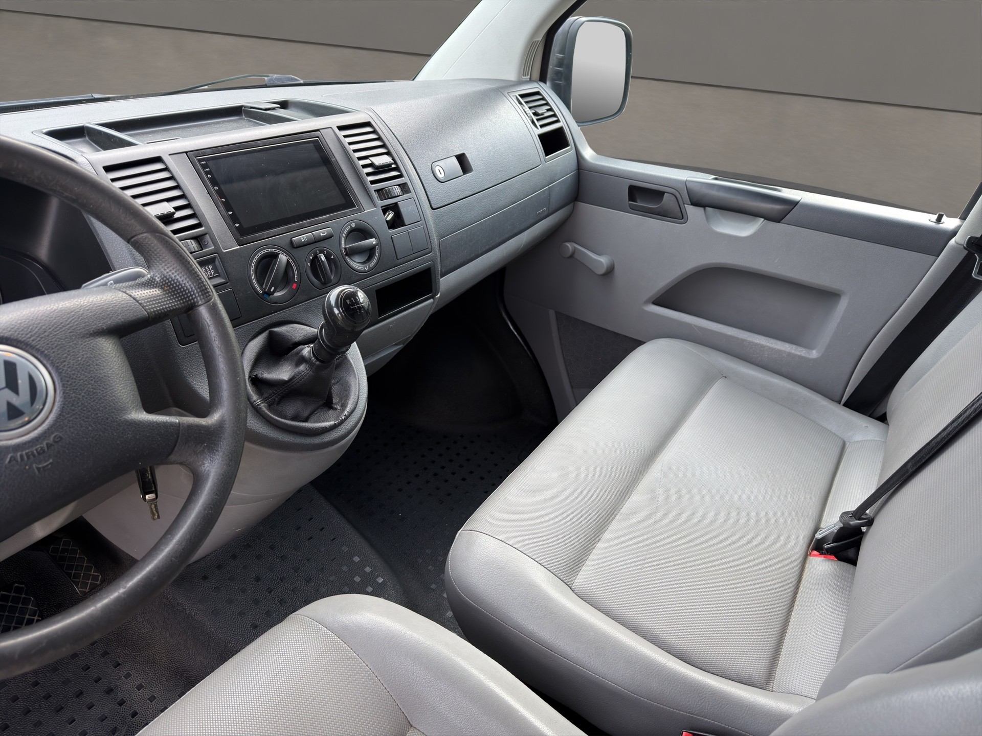 VW T5 1.9 TDI PD , Klima , Navi ,Ab MFK & Ab Grossem Service .-image-9