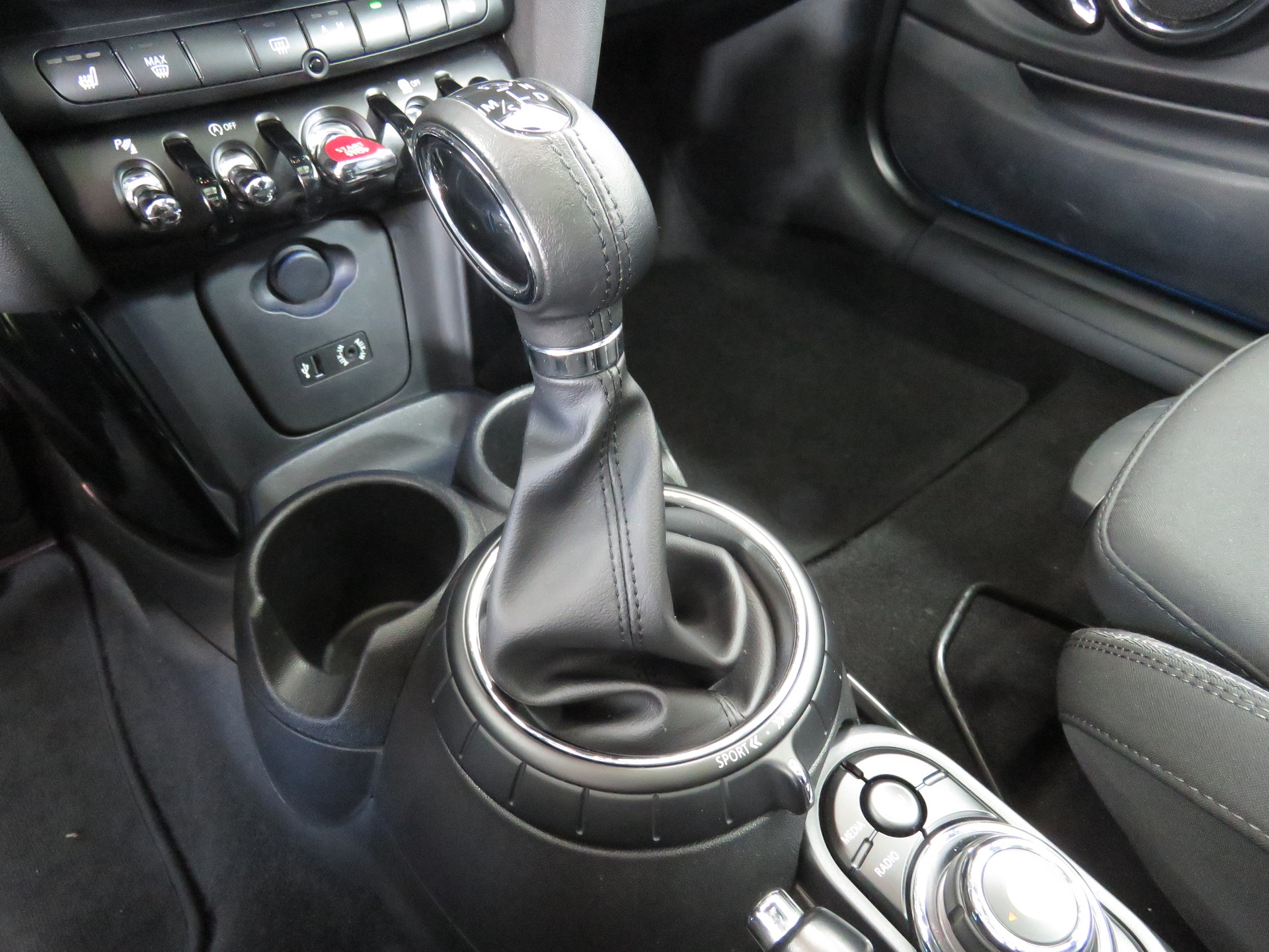 MINI Cooper D Classic Edition Steptronic-image-15