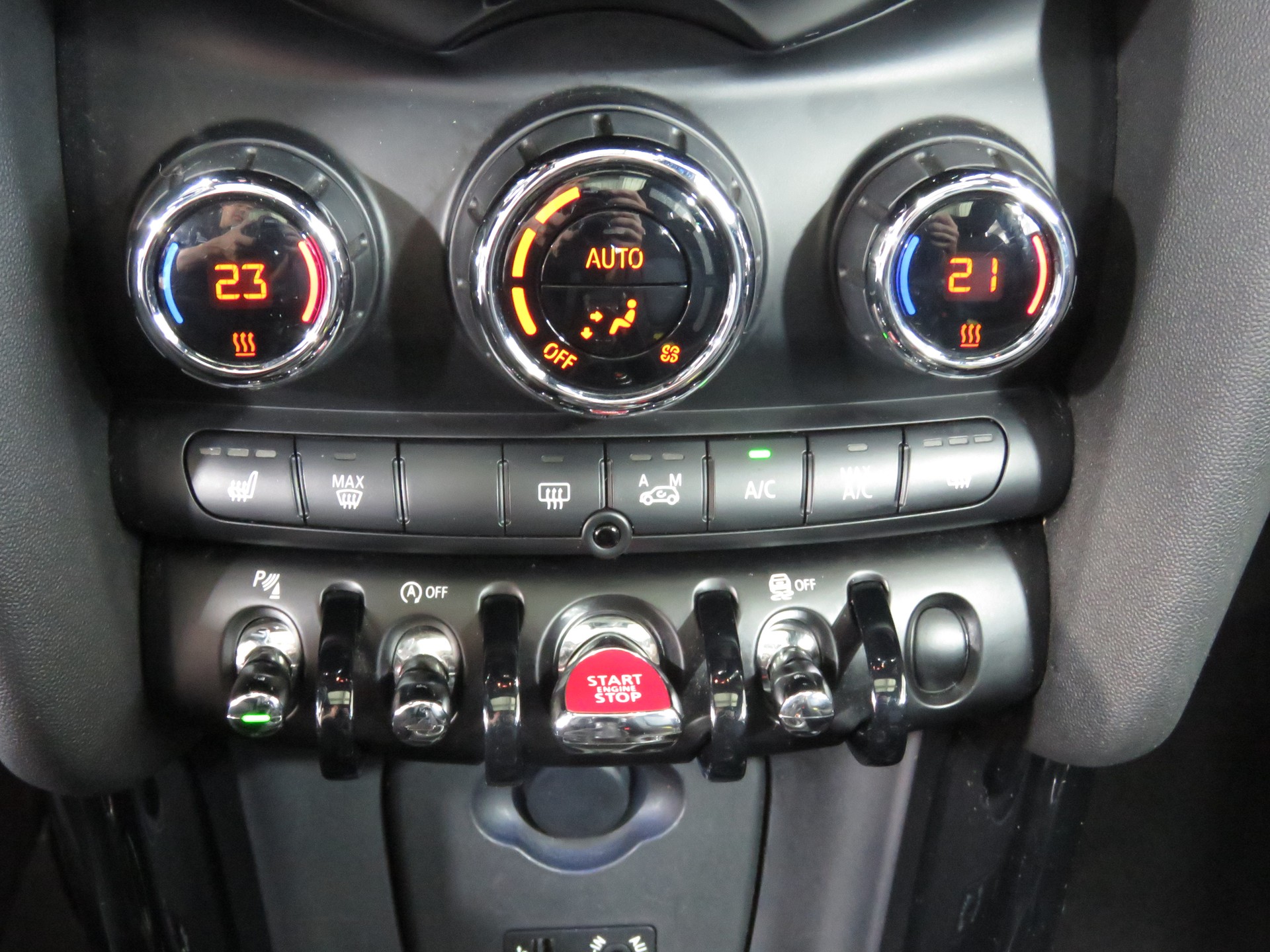 MINI Cooper D Classic Edition Steptronic-image-16