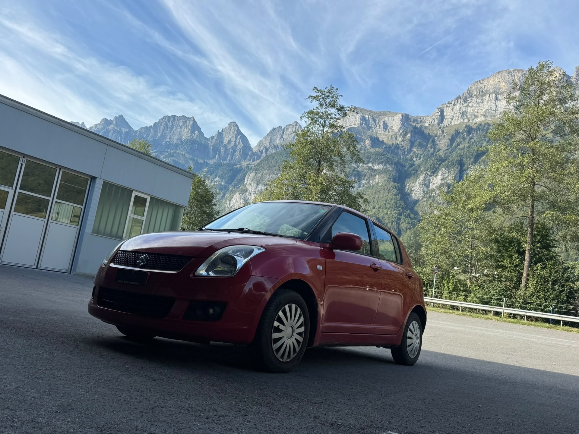 SUZUKI Swift 1.3i 16V GL Top 4x4-image-1