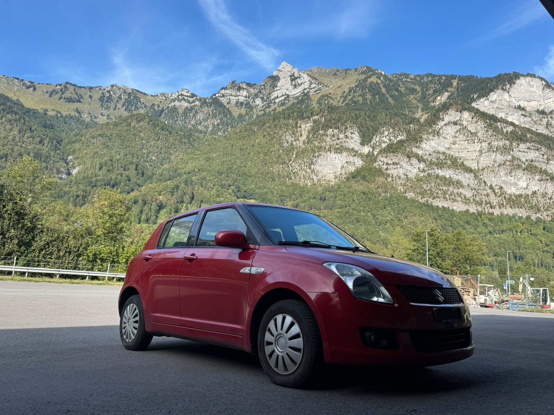 SUZUKI Swift 1.3i 16V GL Top 4x4-image-3