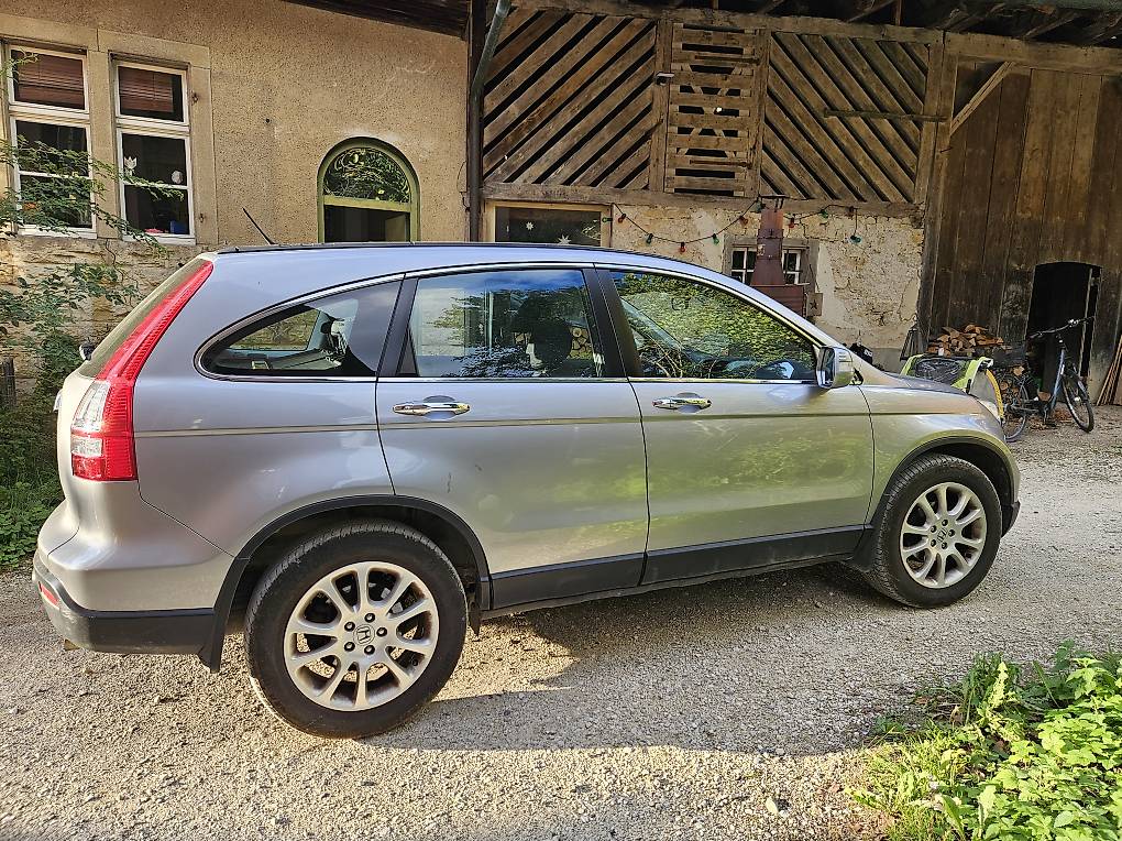 HONDA CR-V 2.0 4WD Comfort-image-3